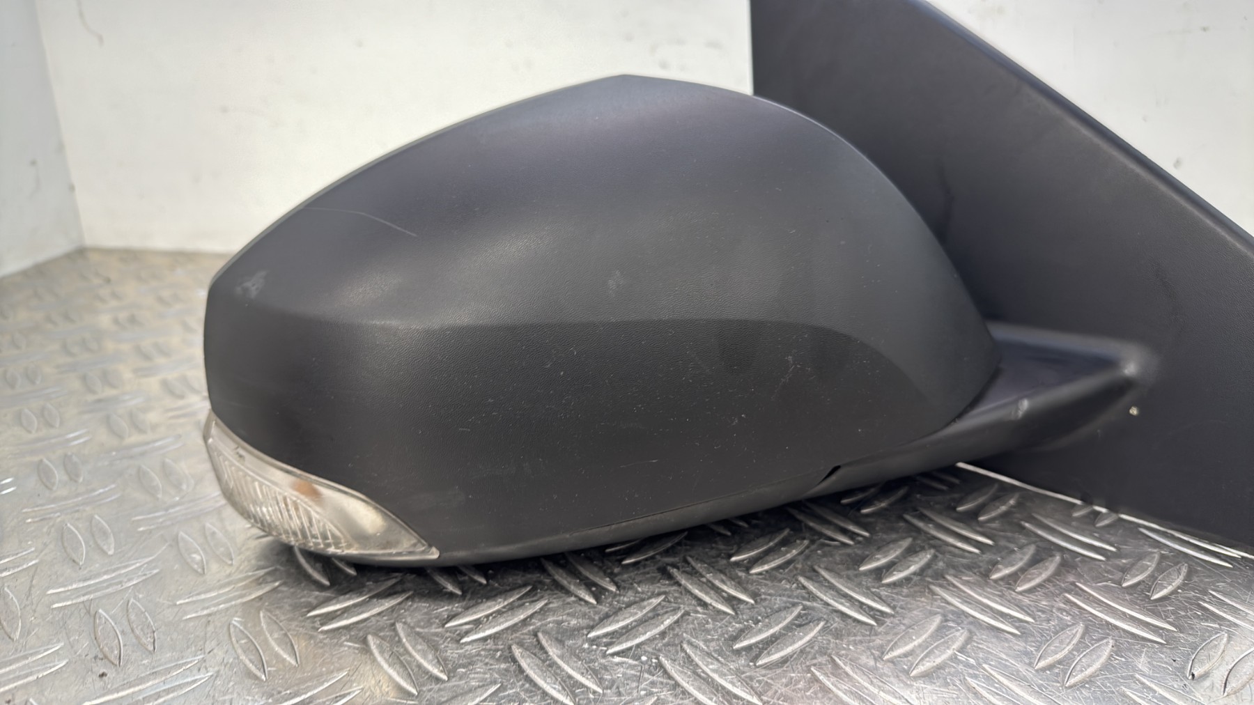 Retroviseur droit RENAULT MEGANE 3 PHASE 1 BREAK 12523330