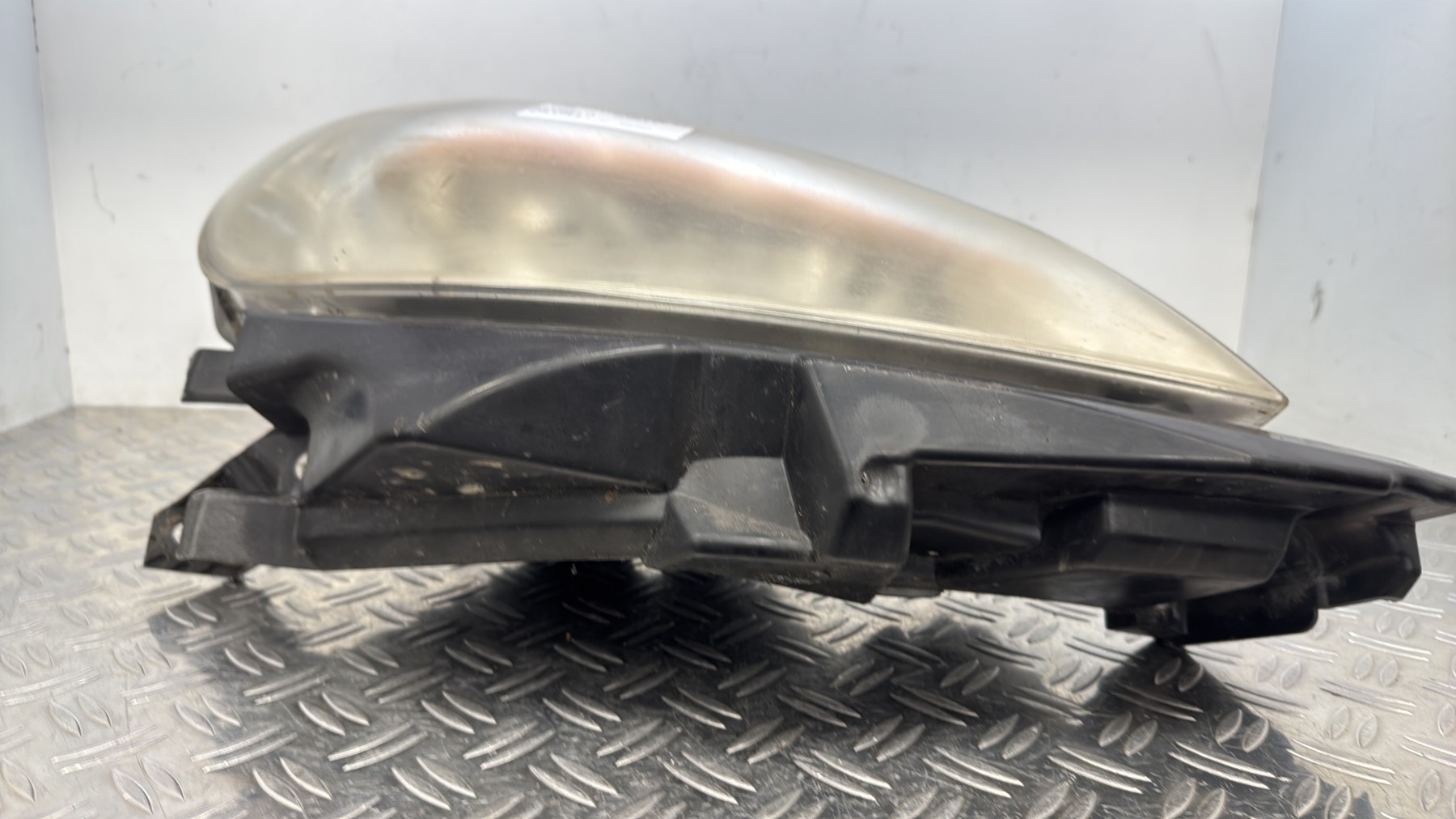 Optique avant principal droit (feux)(phare) RENAULT CLIO 3 PHASE 1 8200459823