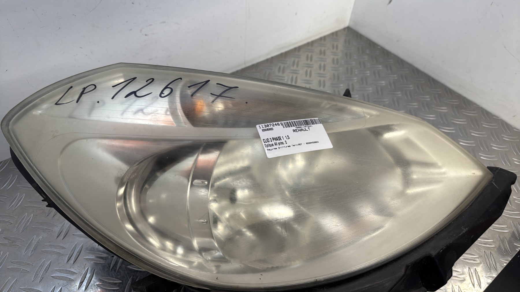 Optique avant principal droit (feux)(phare) RENAULT CLIO 3 PHASE 1 8200459823