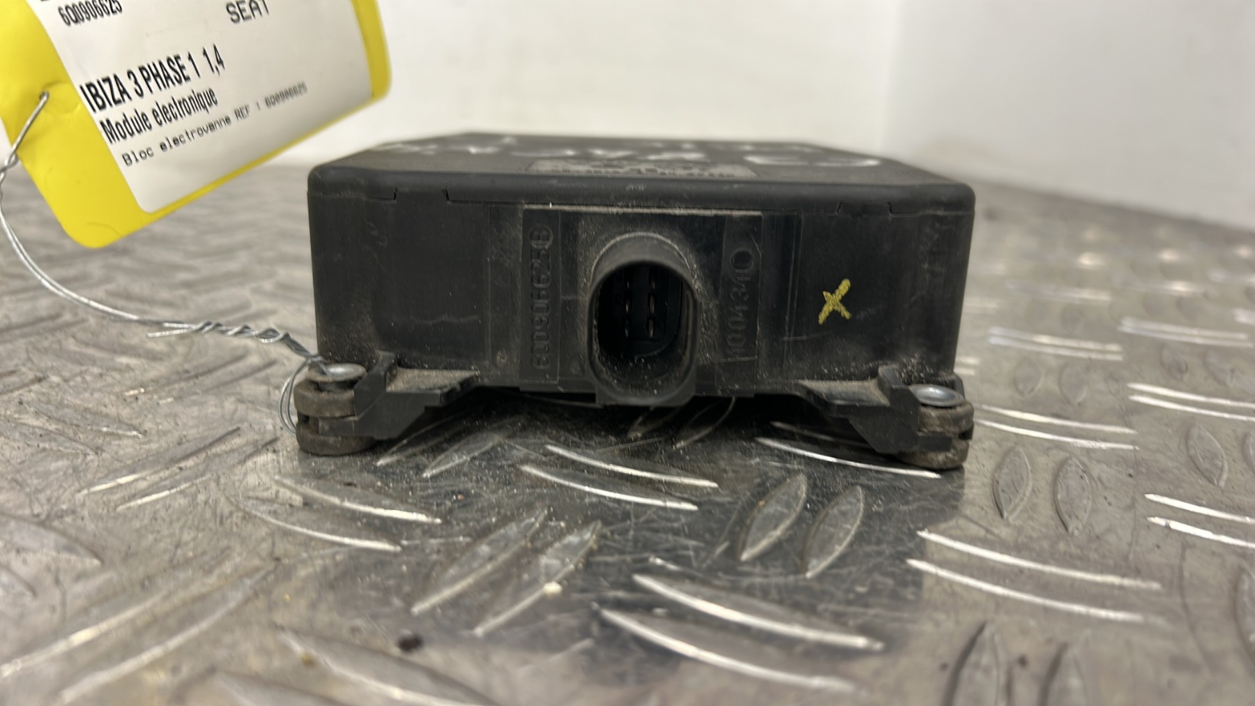 Module électronique SEAT IBIZA 3 PHASE 1 6Q0906625