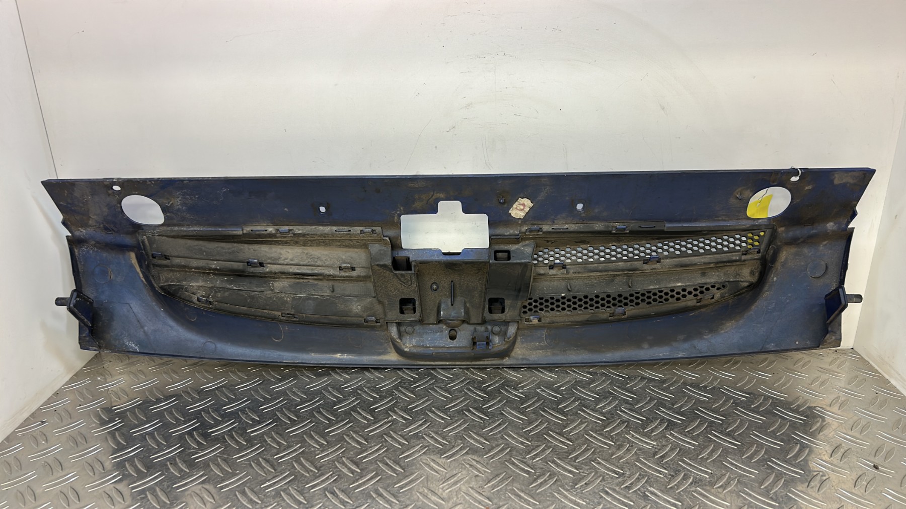 Calandre PEUGEOT PARTNER 1 PHASE 1 3268I01