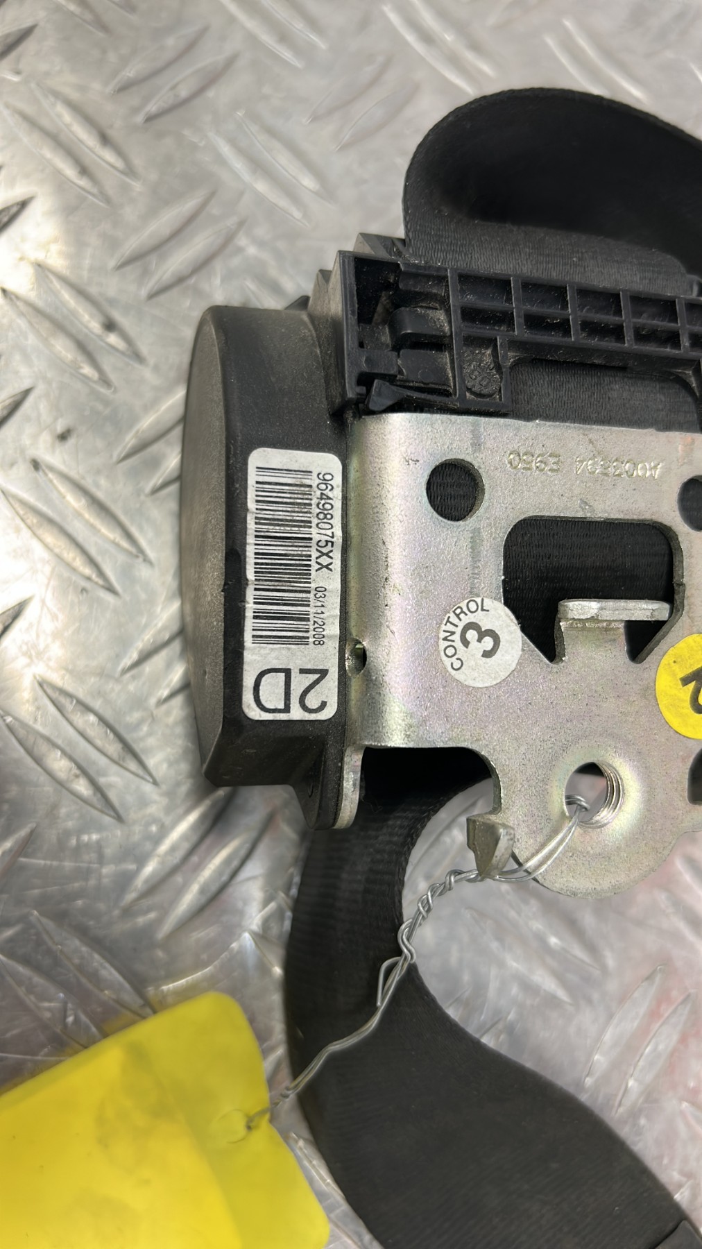 Ceinture arriere droit PEUGEOT 207 PHASE 1 96498075