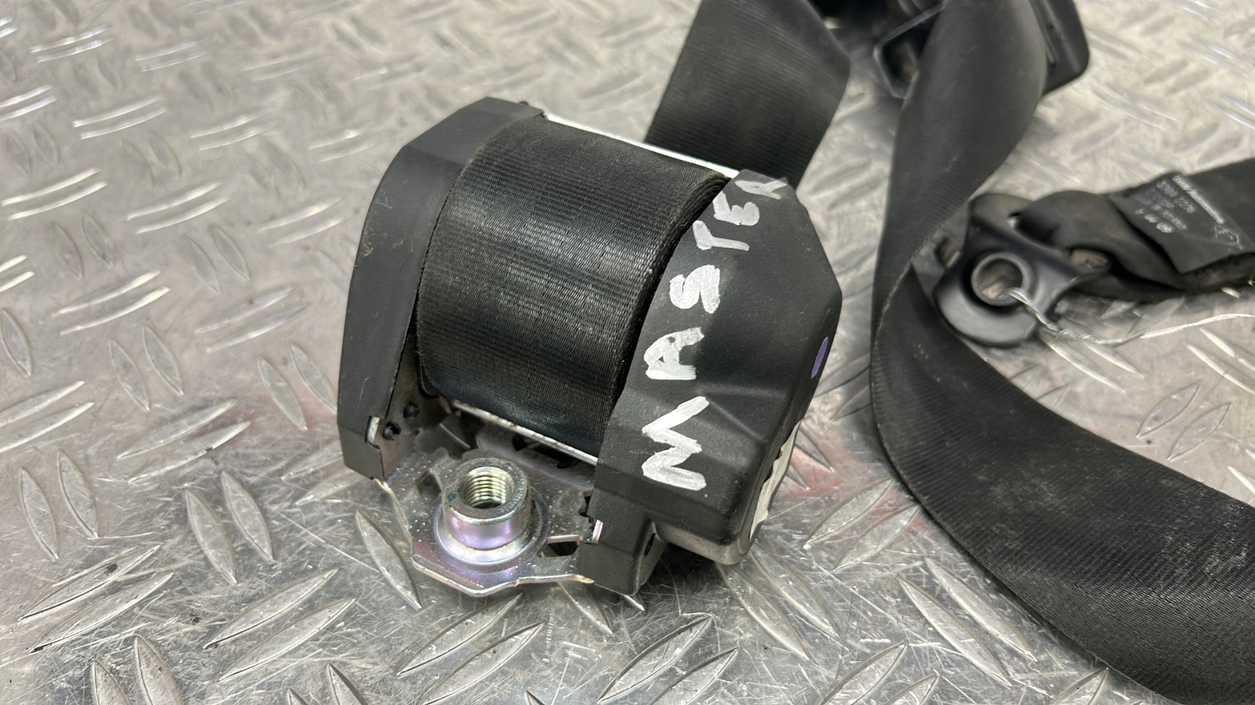 Ceinture avant gauche RENAULT MASTER 2 PHASE 2 33042276