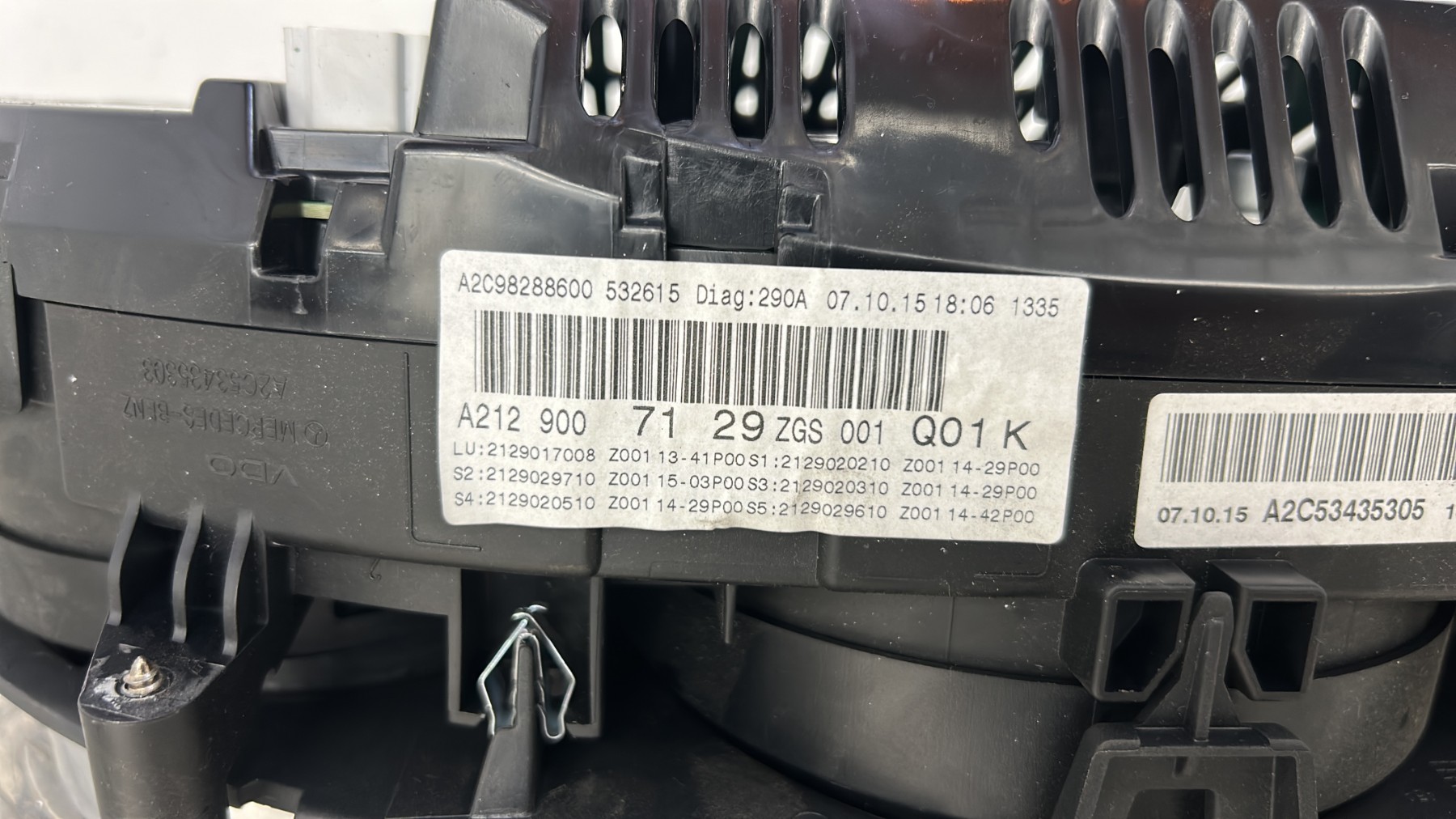 Compteur MERCEDES CLASSE E 207 PHASE 2 COUPE A2129007129