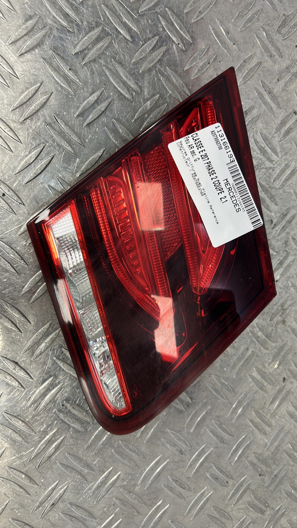 Feu arriere secondaire gauche (feux) MERCEDES CLASSE E 207 PHASE 2 COUPE A2079063700