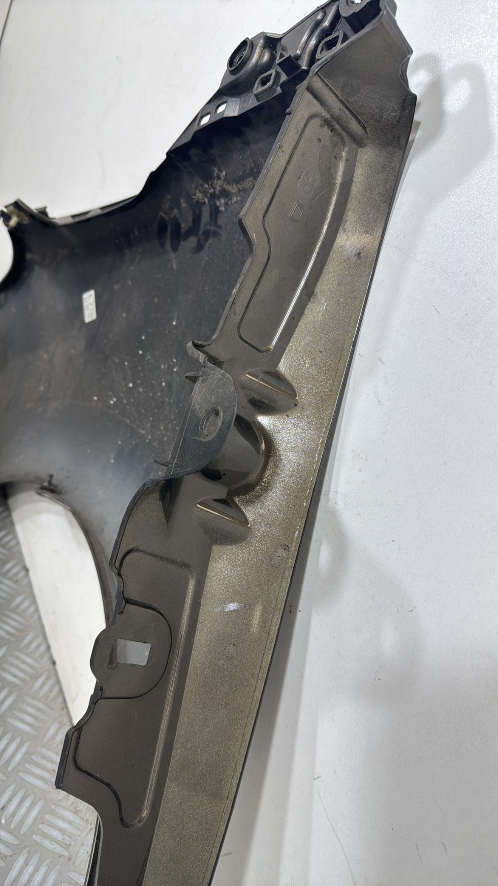 Aile avant droit PEUGEOT 5008 1 PHASE 1 9685904780