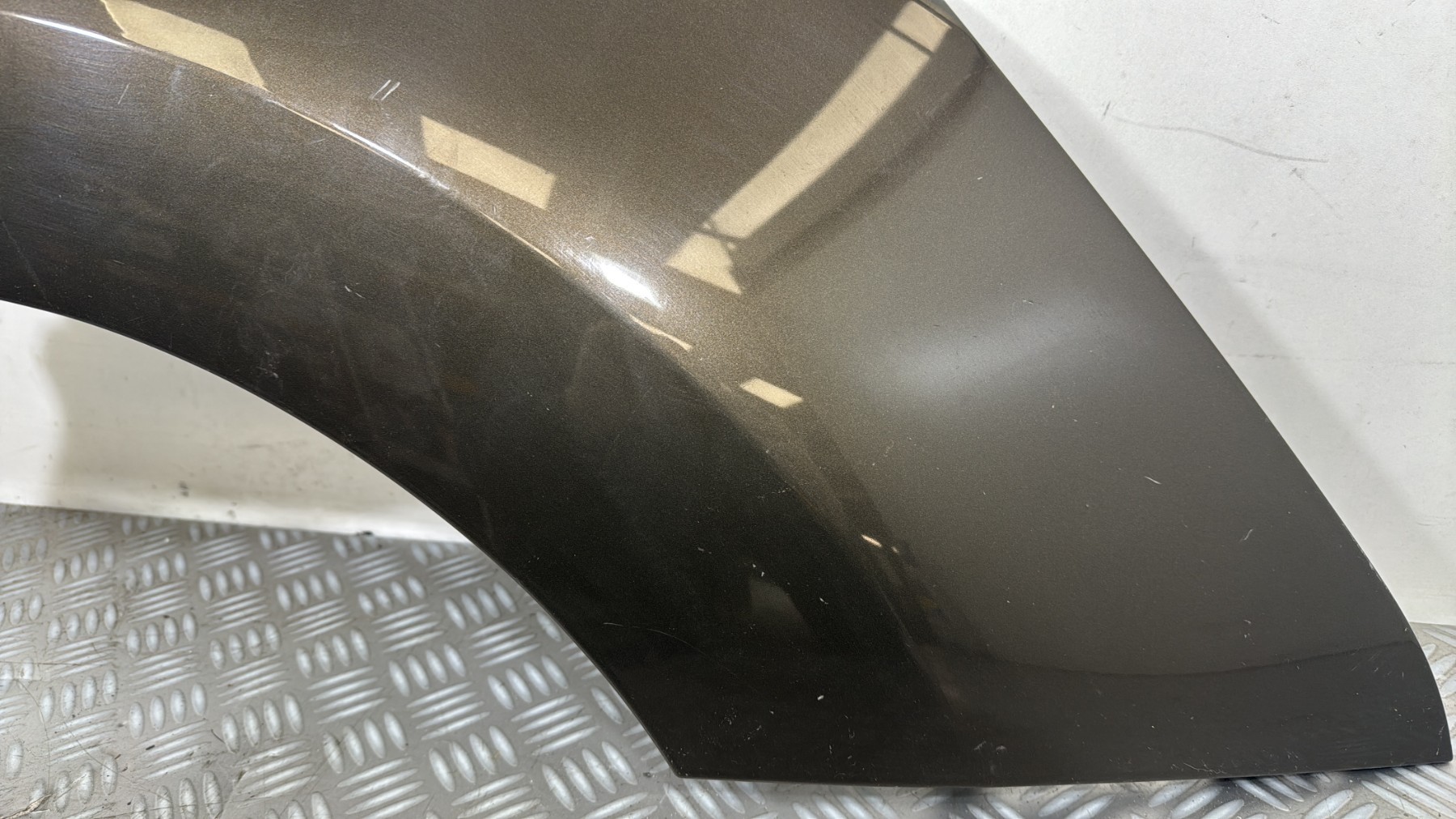 Aile avant droit PEUGEOT 5008 1 PHASE 1 9685904780