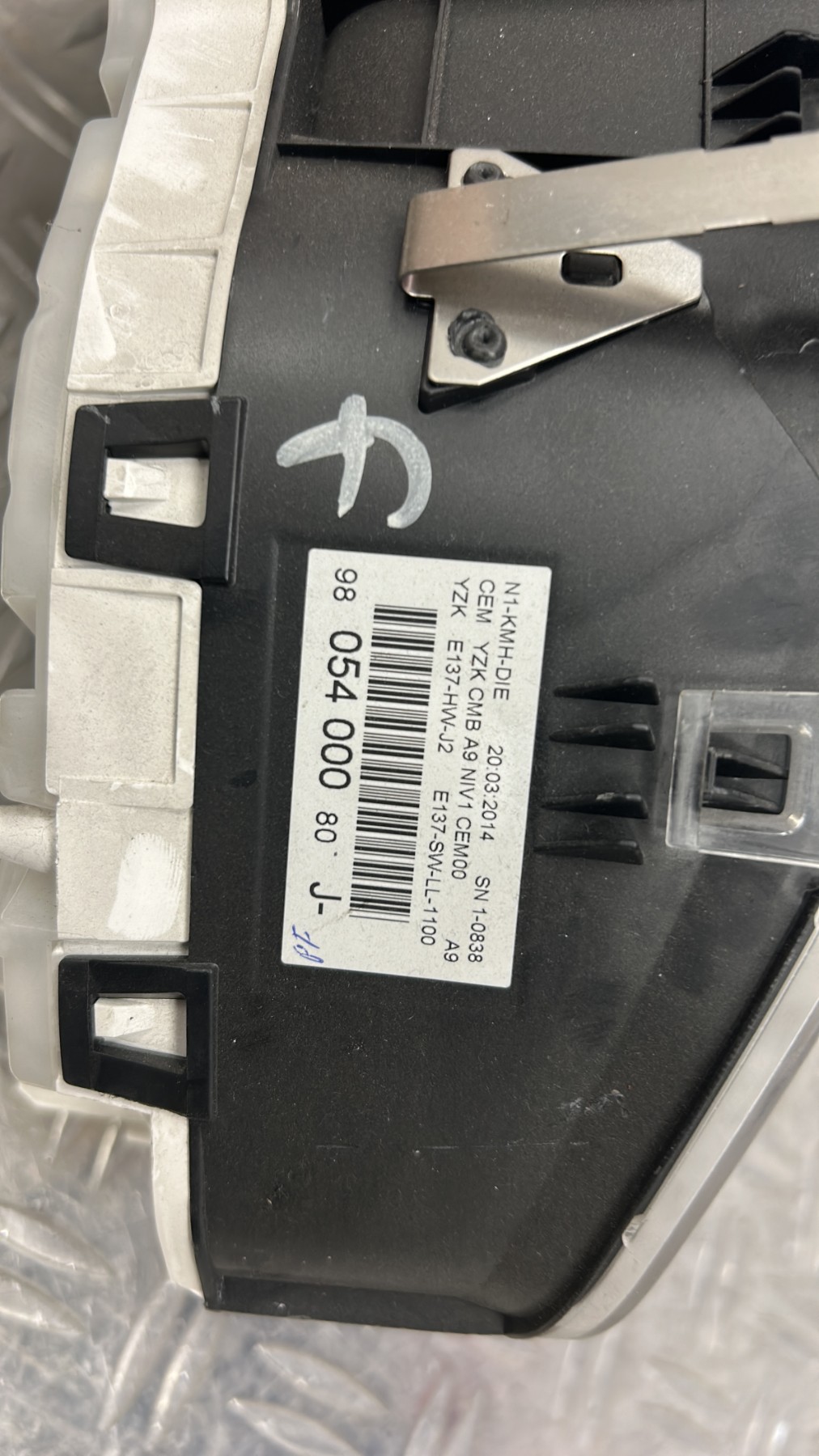 Compteur PEUGEOT 308 2 PHASE 1 9814737380