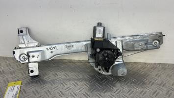Leve vitre electrique avant droit PEUGEOT 208 1 PHASE 1 9673154380
