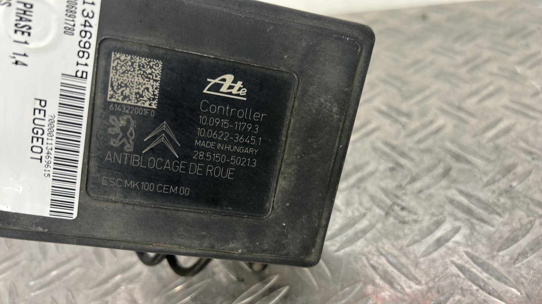 Bloc ABS (freins anti-blocage) PEUGEOT 208 1 PHASE 1 9806891780