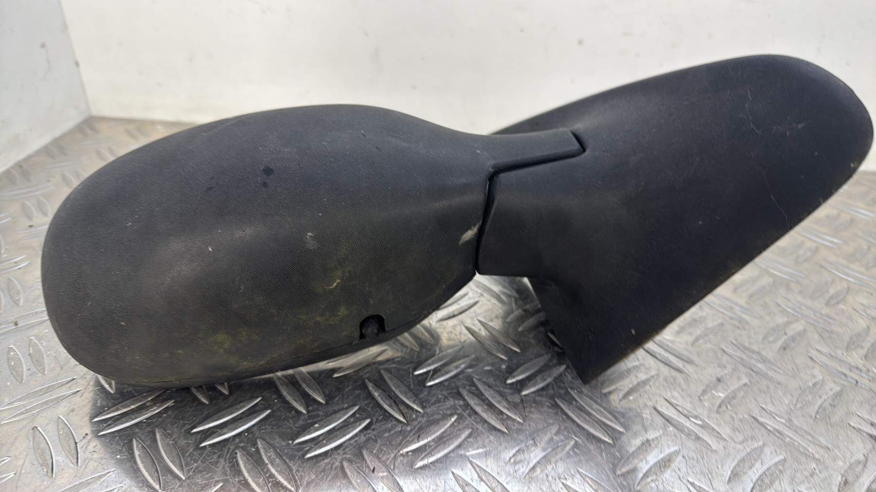 Retroviseur droit RENAULT CLIO 2 PHASE 2 18011