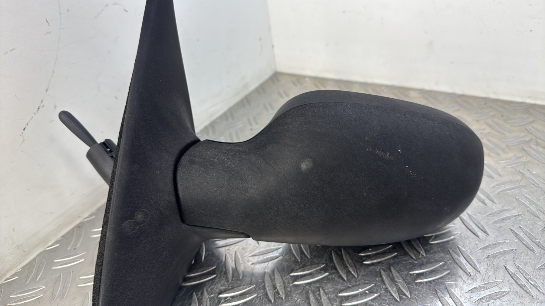 Retroviseur gauche RENAULT CLIO 2 PHASE 2 18011