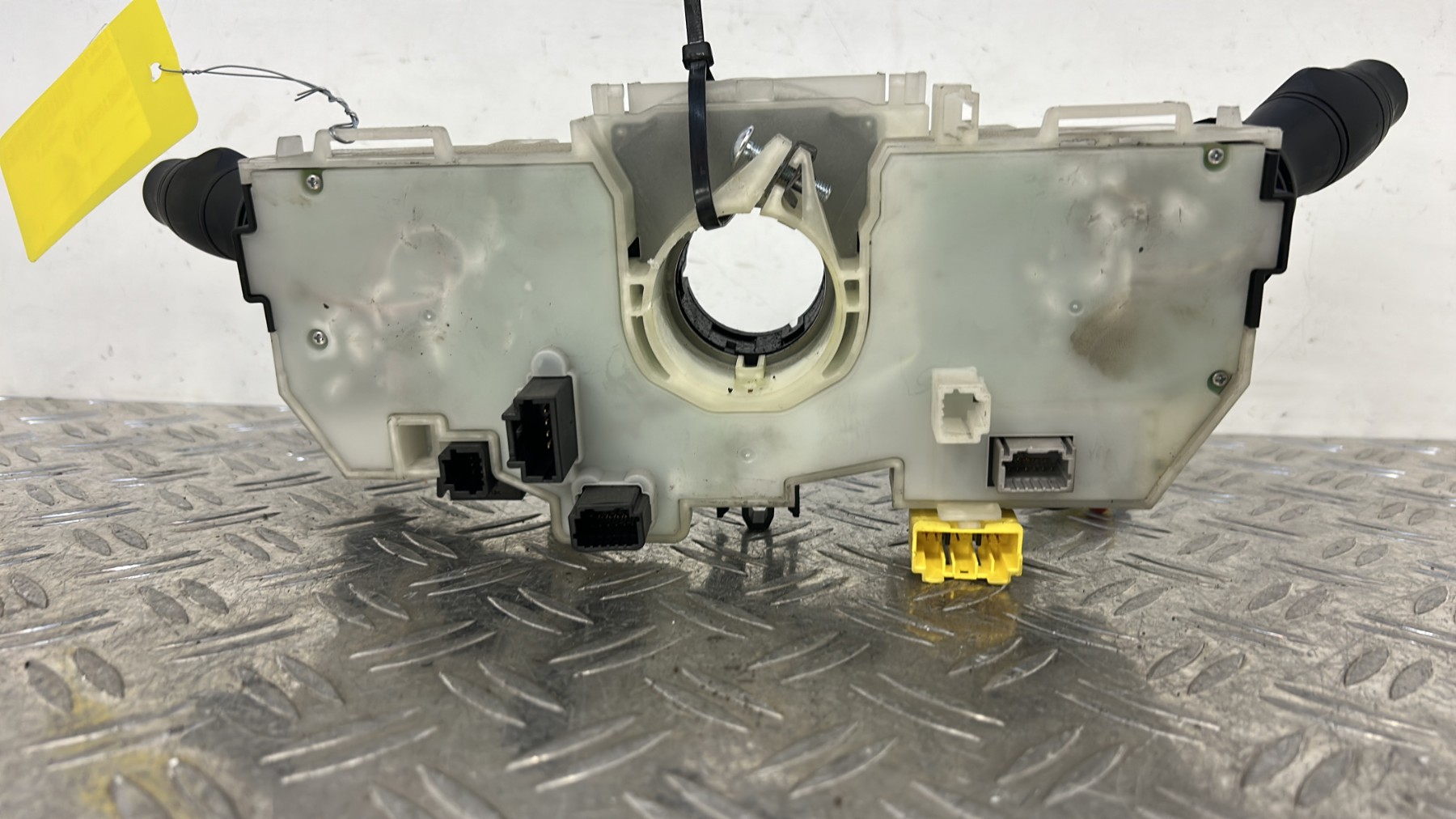 Com (Bloc Contacteur Tournant+Commodo Essuie Glace+Commodo Phare) RENAULT MEGANE 3 PHASE 3 255670019R