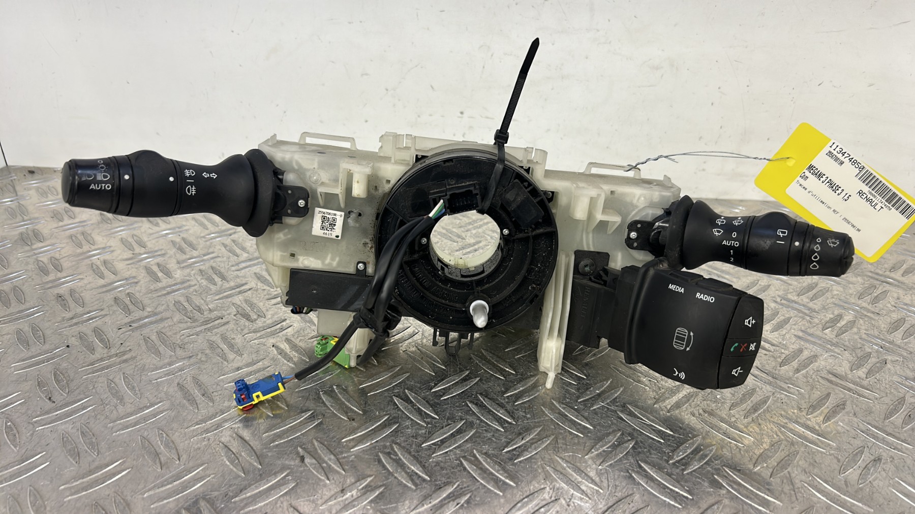 Com (Bloc Contacteur Tournant+Commodo Essuie Glace+Commodo Phare) RENAULT MEGANE 3 PHASE 3 255670019R