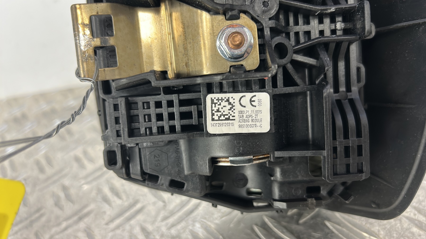 Air bag conducteur RENAULT MEGANE 3 PHASE 3 985100007R