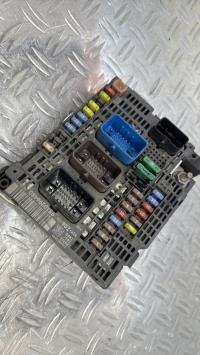 Boitier servitude moteur (BSM) PEUGEOT 508 1 PHASE 2 9810296480