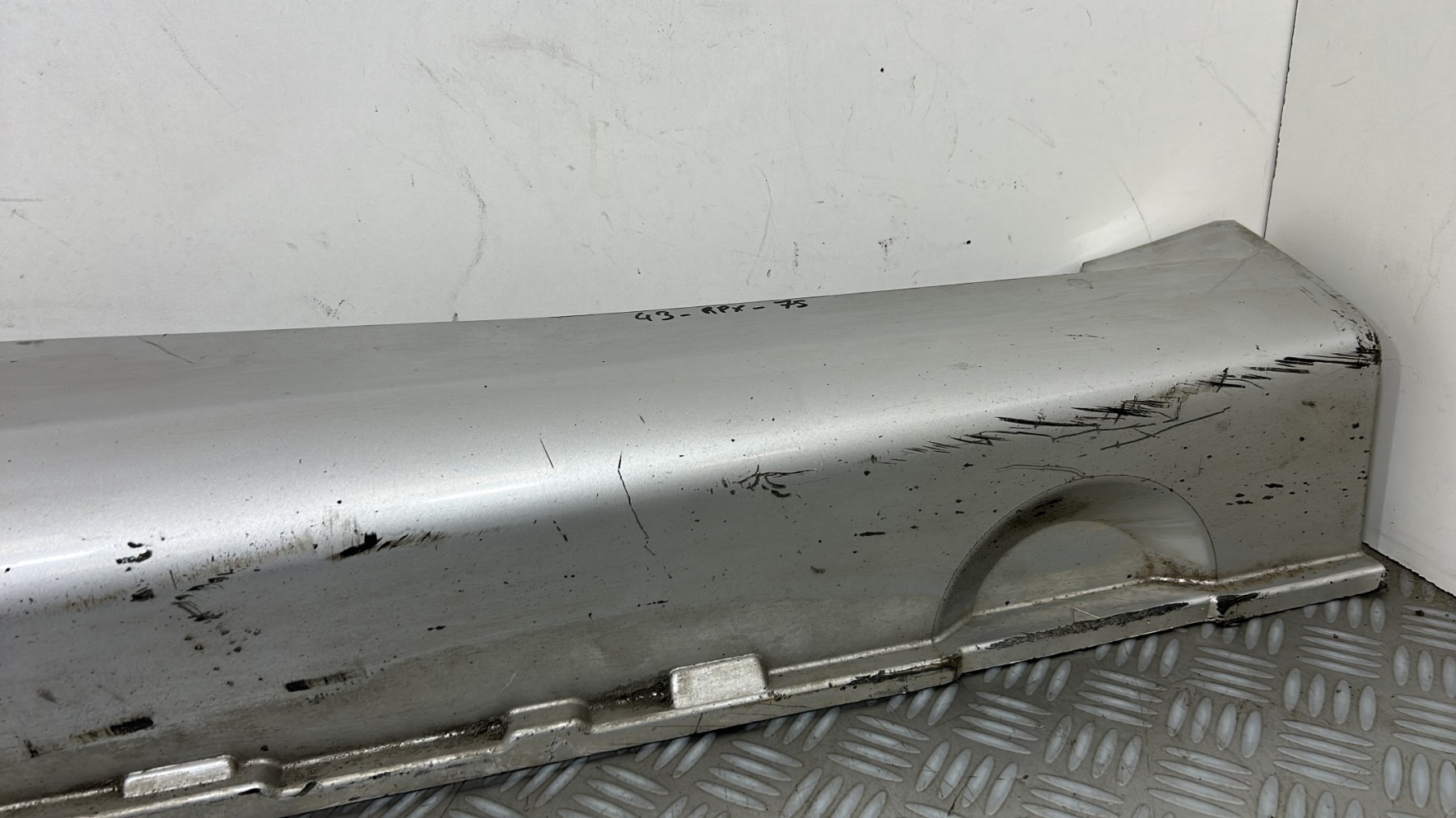 Bas de caisse droit SMART FORTWO 2 COUPE A4516921100