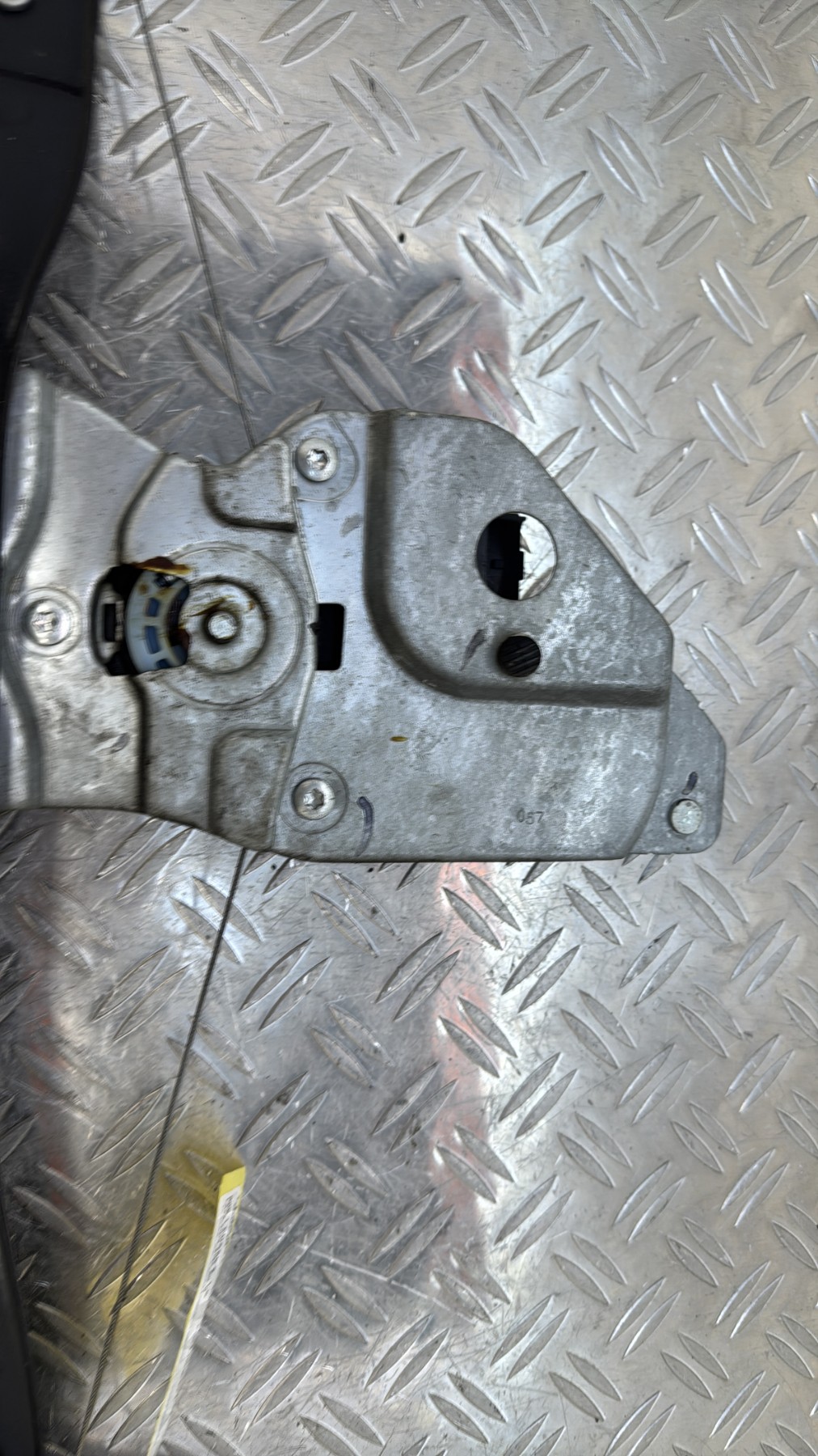 Leve vitre electrique avant gauche PEUGEOT 508 1 PHASE 2 9806086880