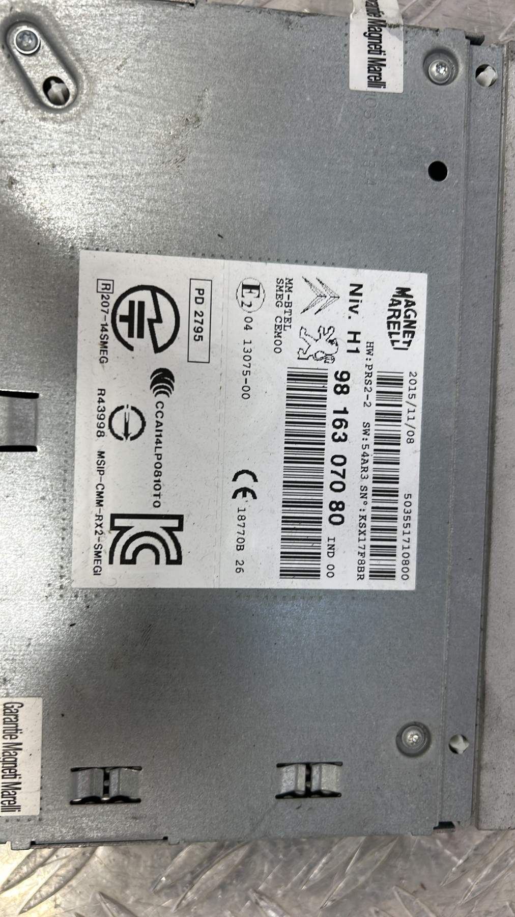 Autoradio d&rsquo;origine PEUGEOT 308 2 PHASE 1 9816307080