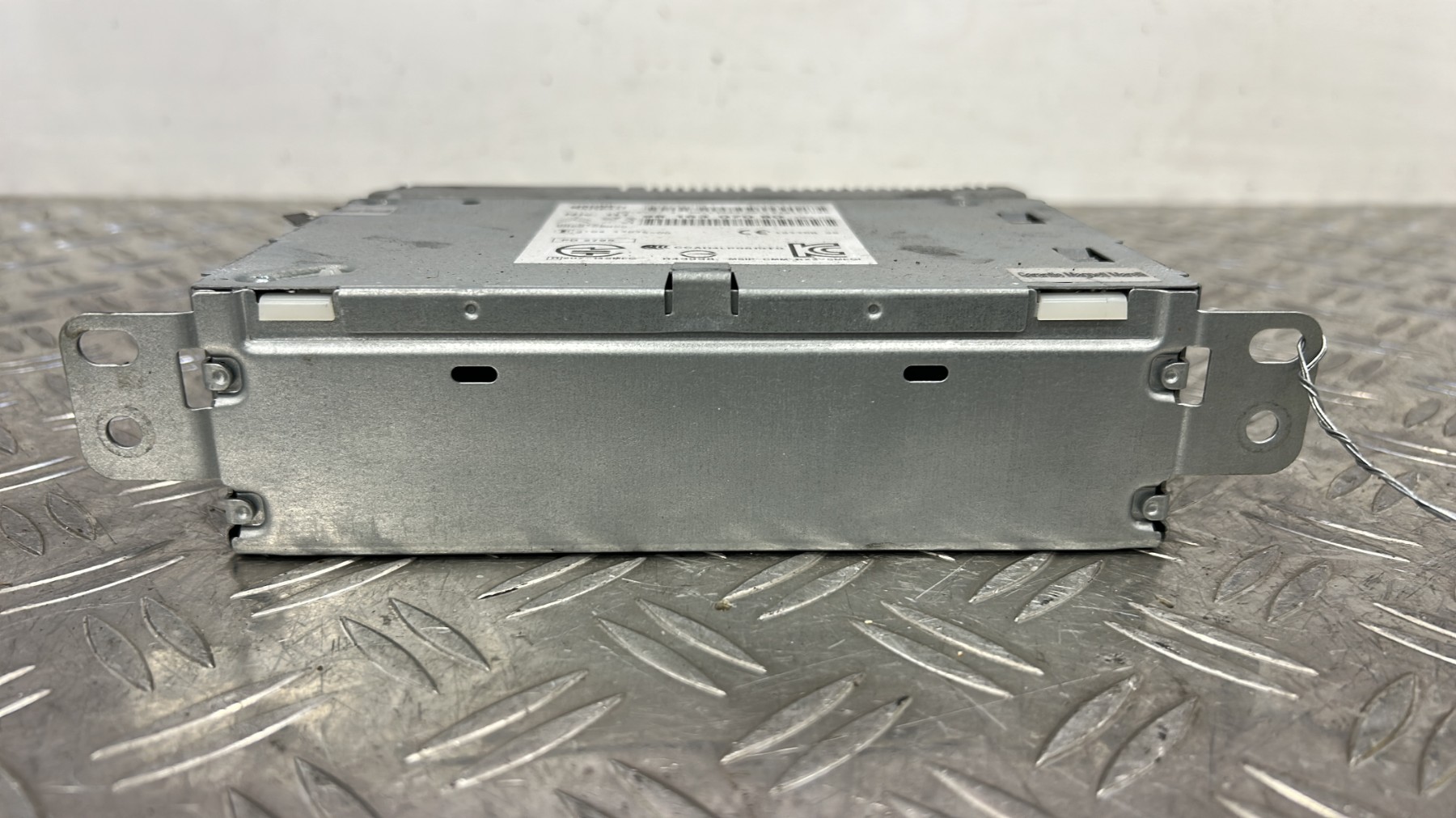 Autoradio d&rsquo;origine PEUGEOT 308 2 PHASE 1 9816307080