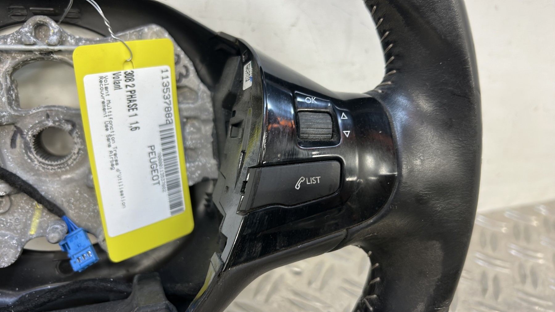 Volant PEUGEOT 308 2 PHASE 1 nan