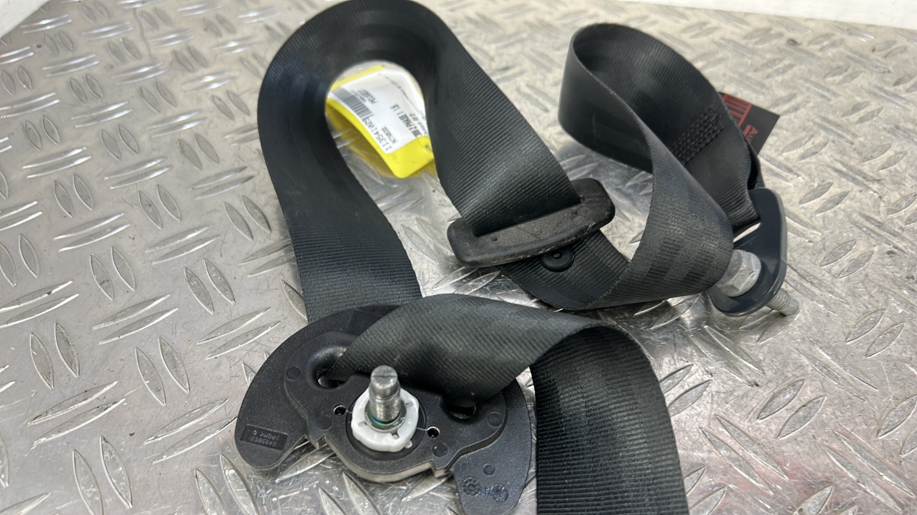 Ceinture avant droit PEUGEOT 308 2 PHASE 1 96776852XX