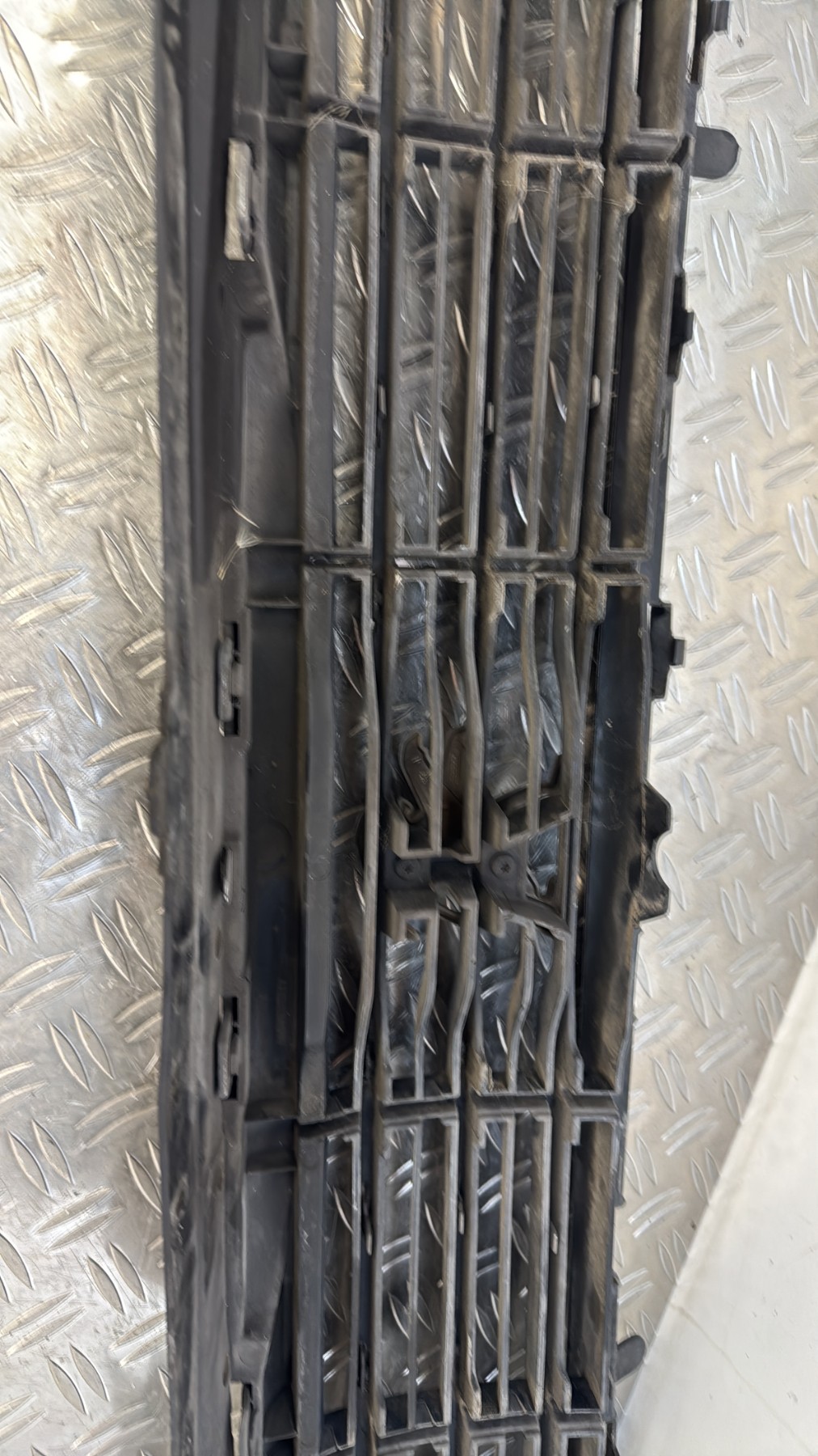 Calandre PEUGEOT 508 1 PHASE 2 9807631077