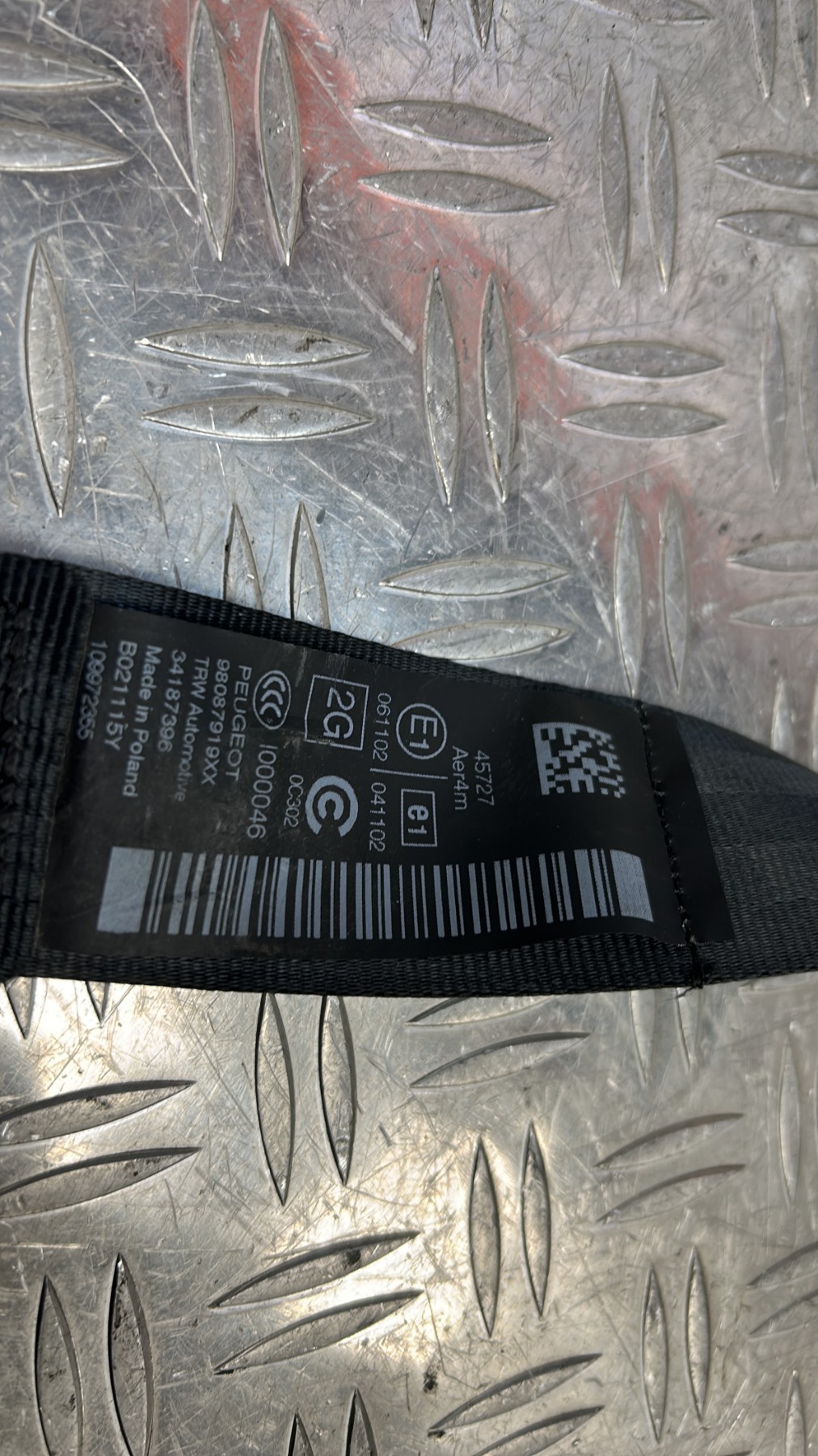 Attache ceinture arriere gauche PEUGEOT 308 2 PHASE 1 98087919XX