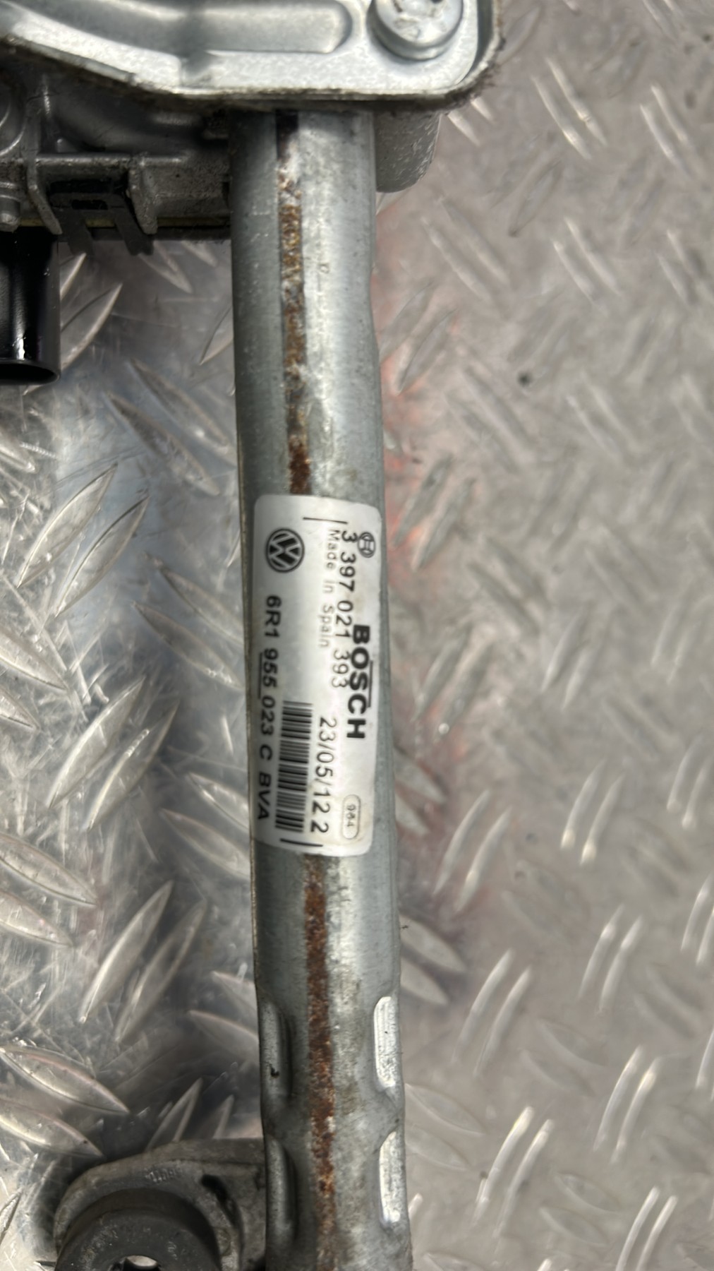 Moteur essuie glace avant VOLKSWAGEN POLO 5 PHASE 1 6R1955119A