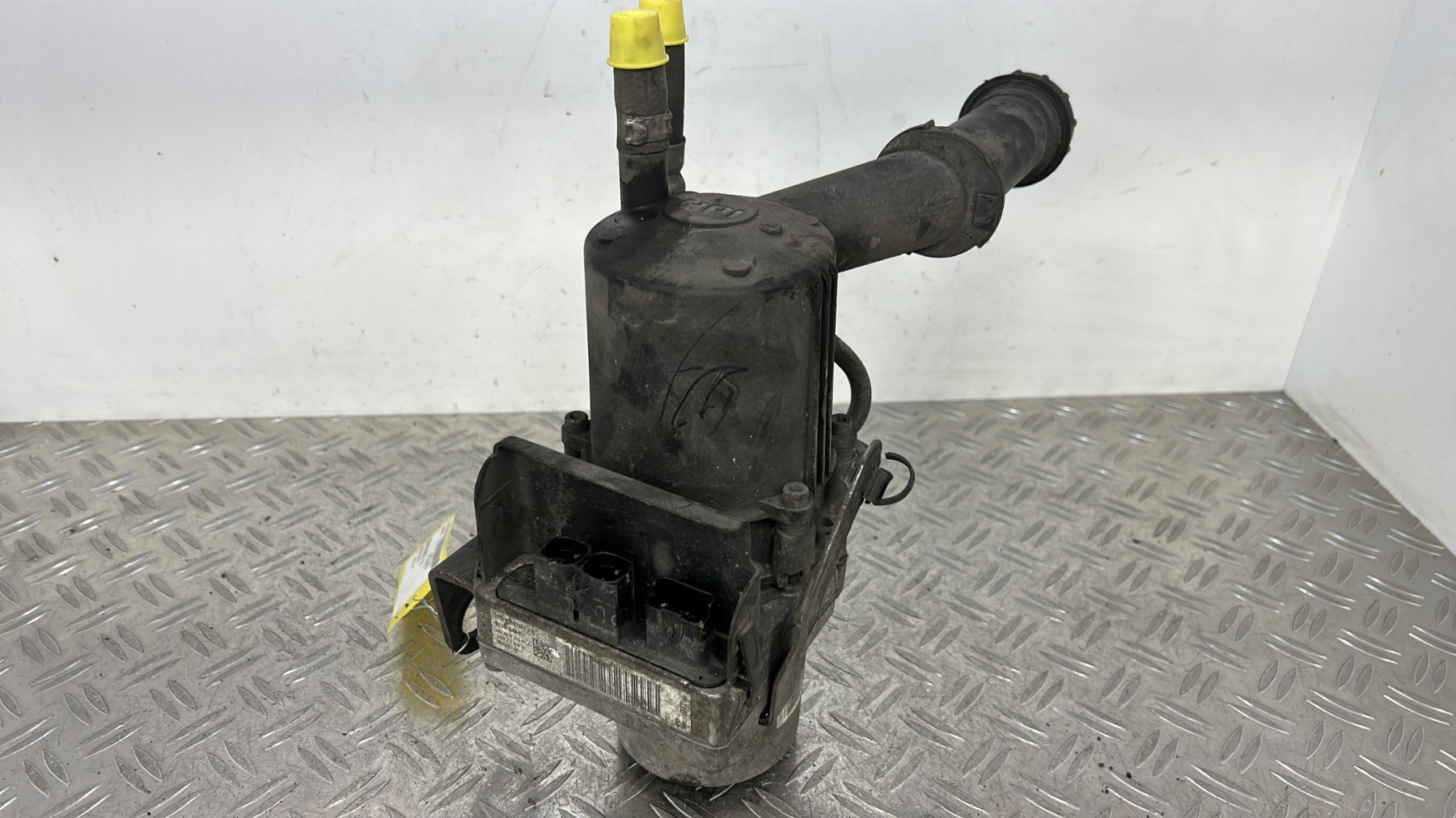 Pompe de direction PEUGEOT PARTNER 2 PHASE 2 9807201780