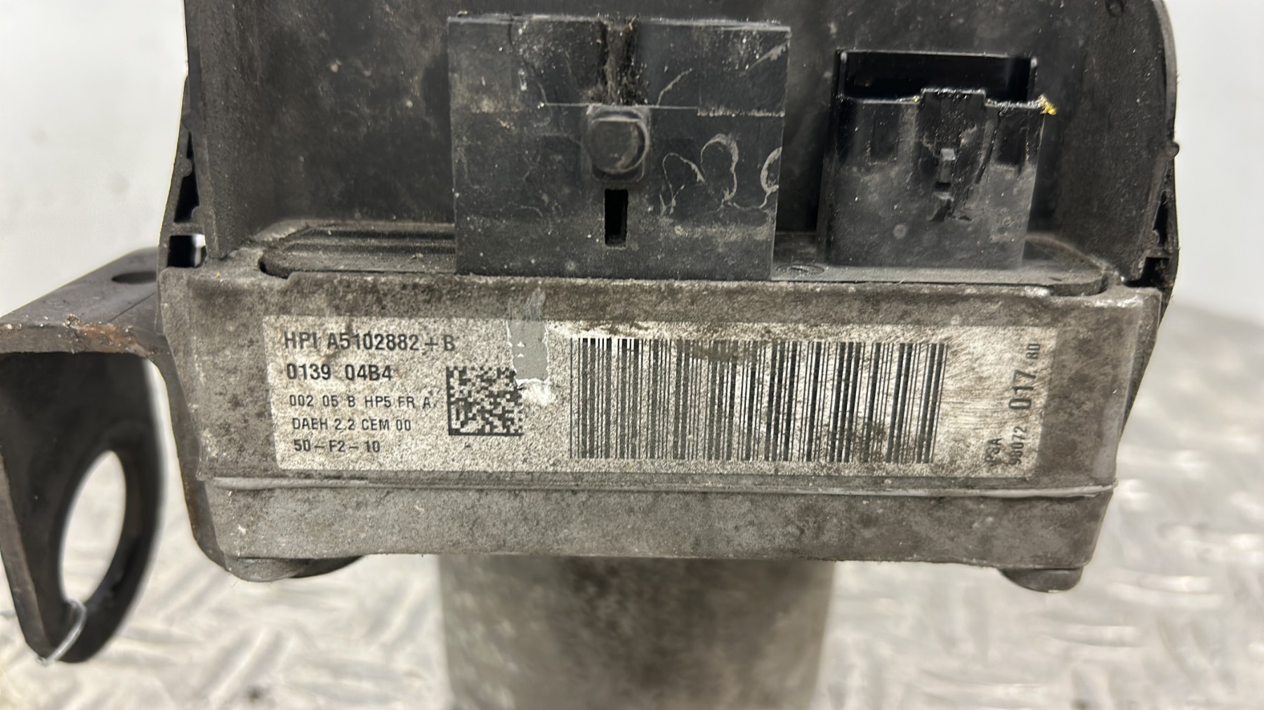 Pompe de direction PEUGEOT PARTNER 2 PHASE 2 9807201780