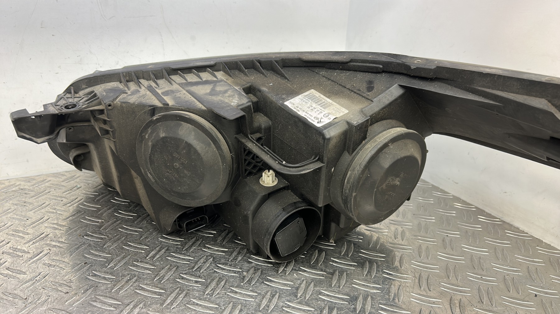 Optique avant principal droit (feux)(phare) CITROEN C3 PICASSO PHASE 1 9681806180