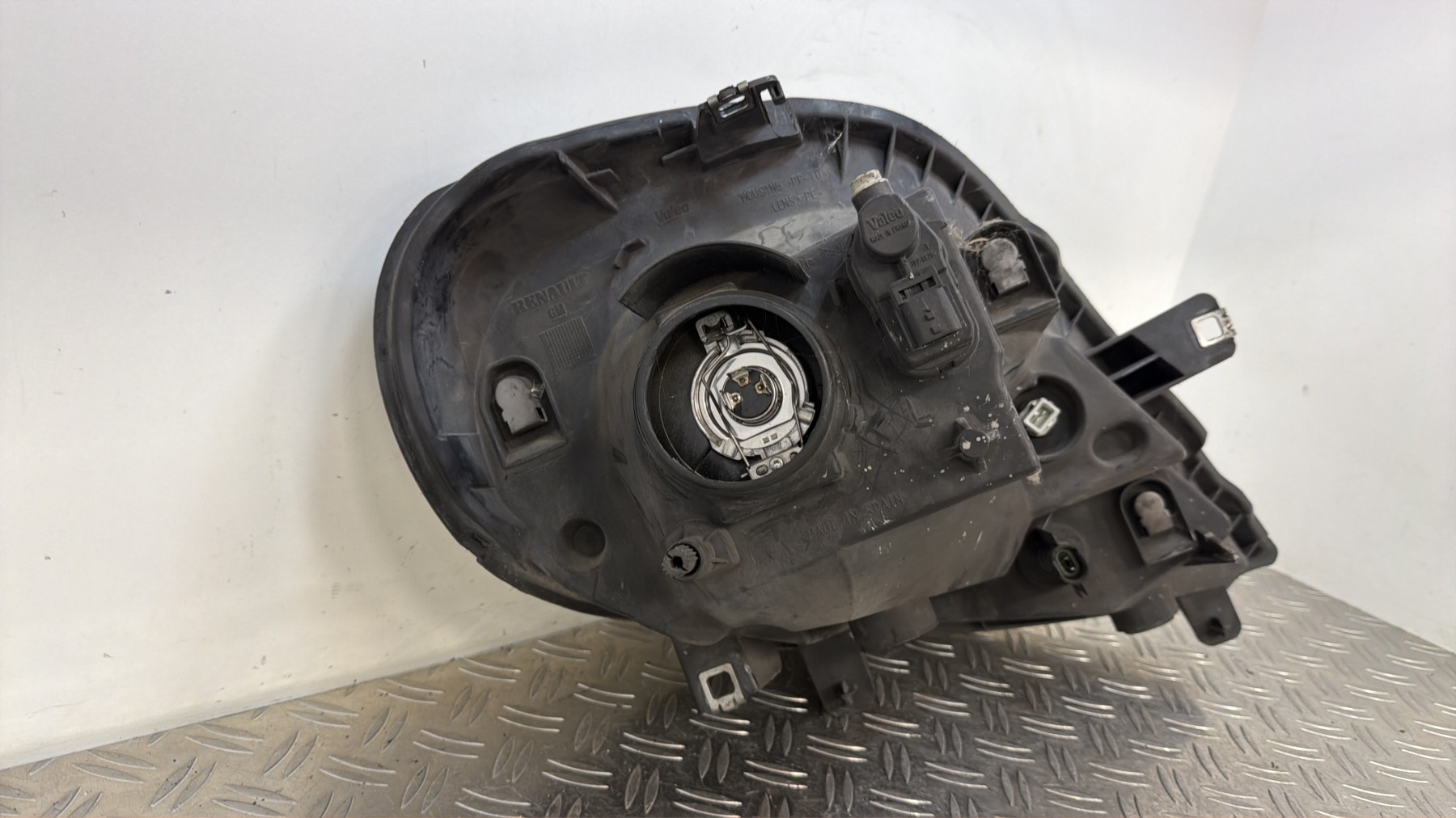 Optique avant principal gauche (feux)(phare) RENAULT TRAFIC 2 PHASE 2 8200701352