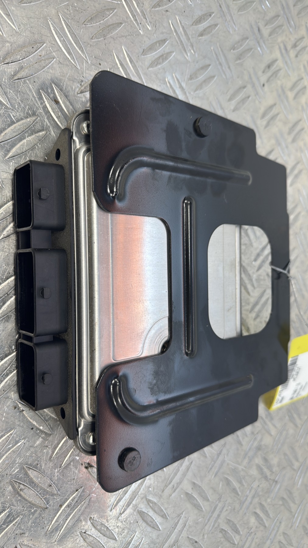 Calculateur moteur PEUGEOT 3008 1 PHASE 1 – 9666986680