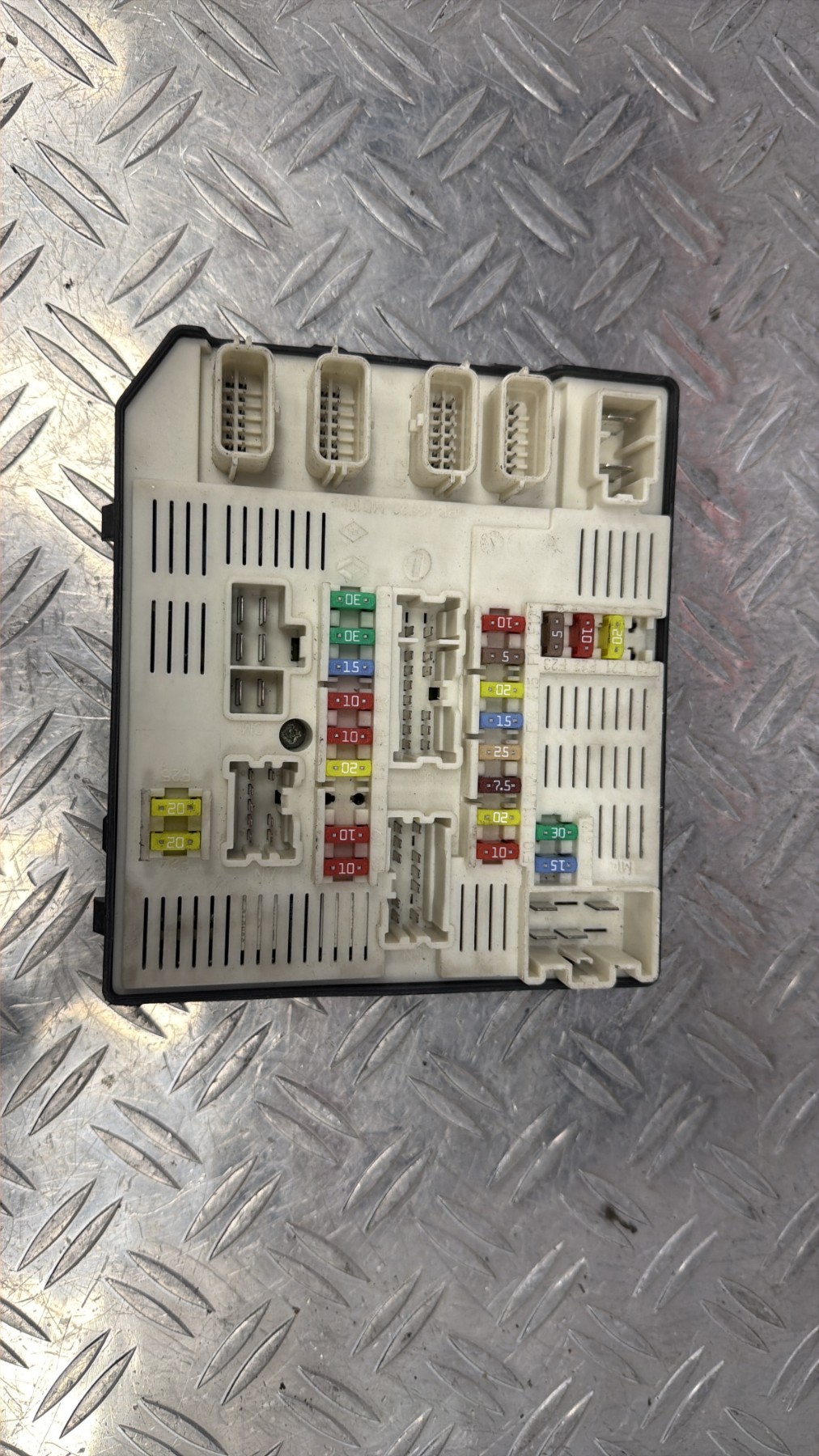 Boitier USM  RENAULT MEGANE 3 PHASE 1 – 284B60168R