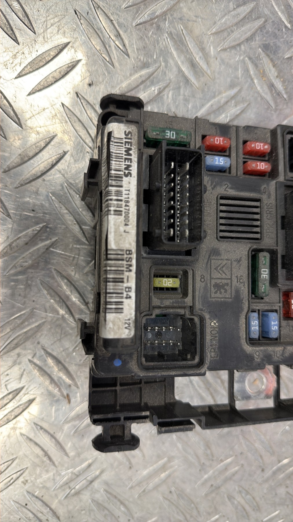 Boitier servitude moteur (BSM) CITROEN C3 1 PHASE 2 – 9643498780