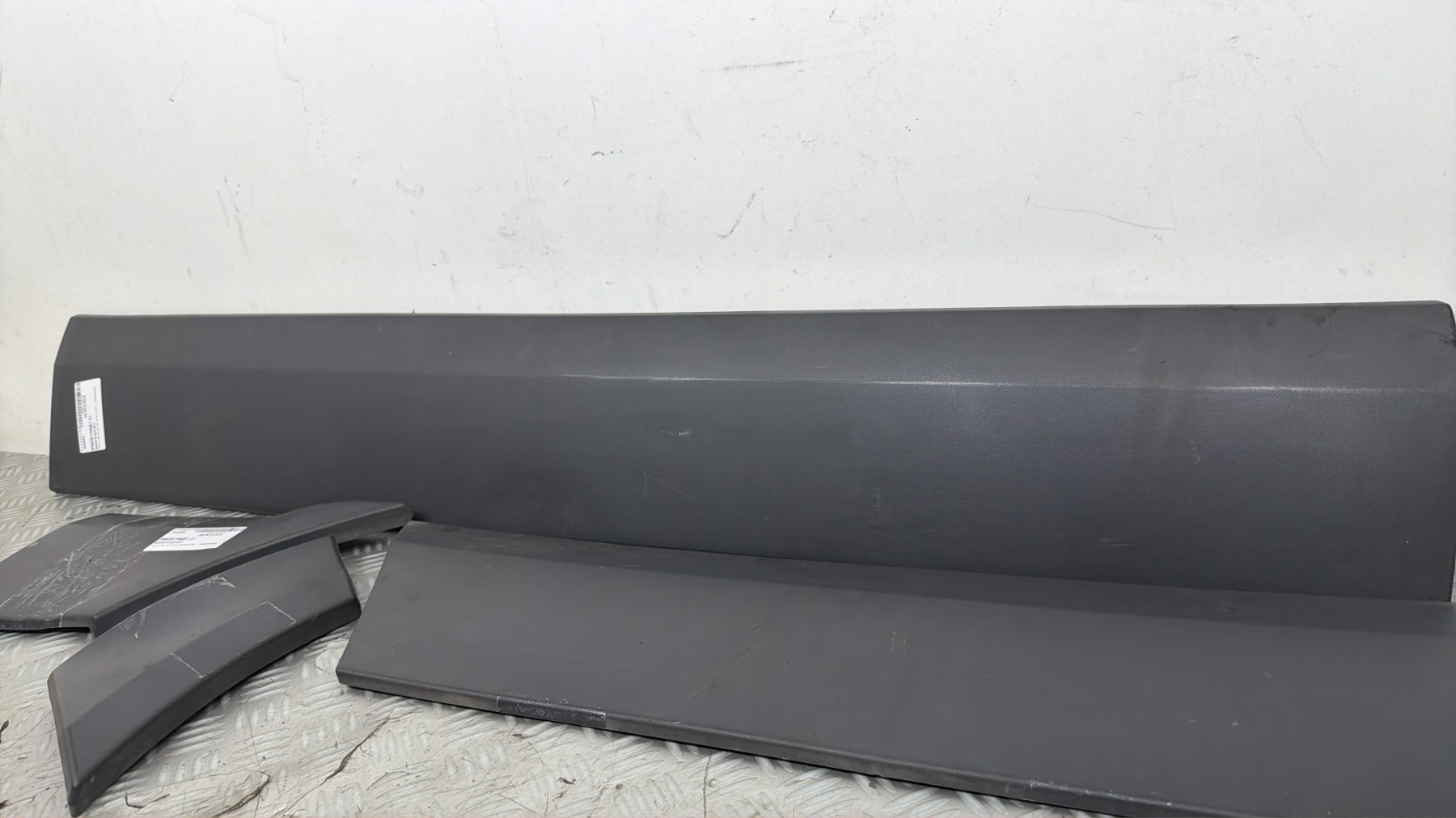 Baguette de porte avant gauche MERCEDES SPRINTER 2 PHASE 1 – A9066900562