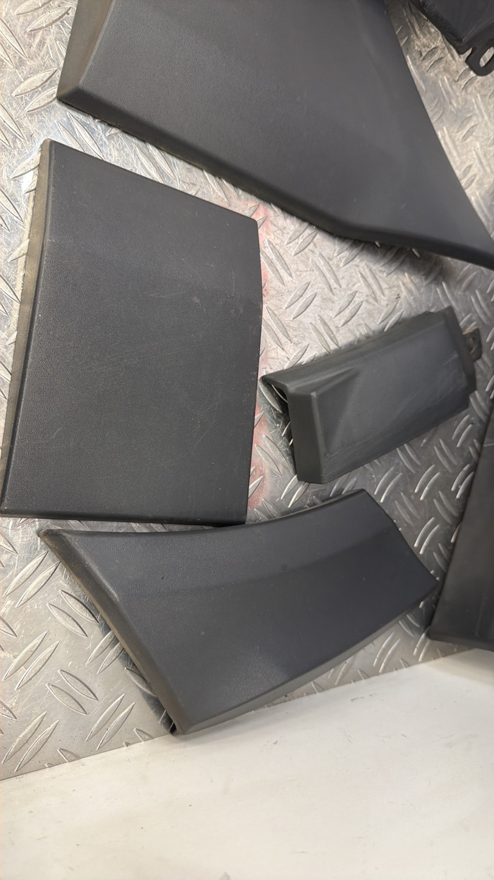 Baguette de porte avant droite MERCEDES SPRINTER 2 PHASE 1 – A9068802371