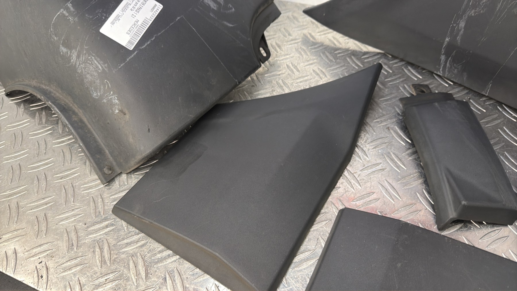 Baguette de porte avant droite MERCEDES SPRINTER 2 PHASE 1 – A9068802371