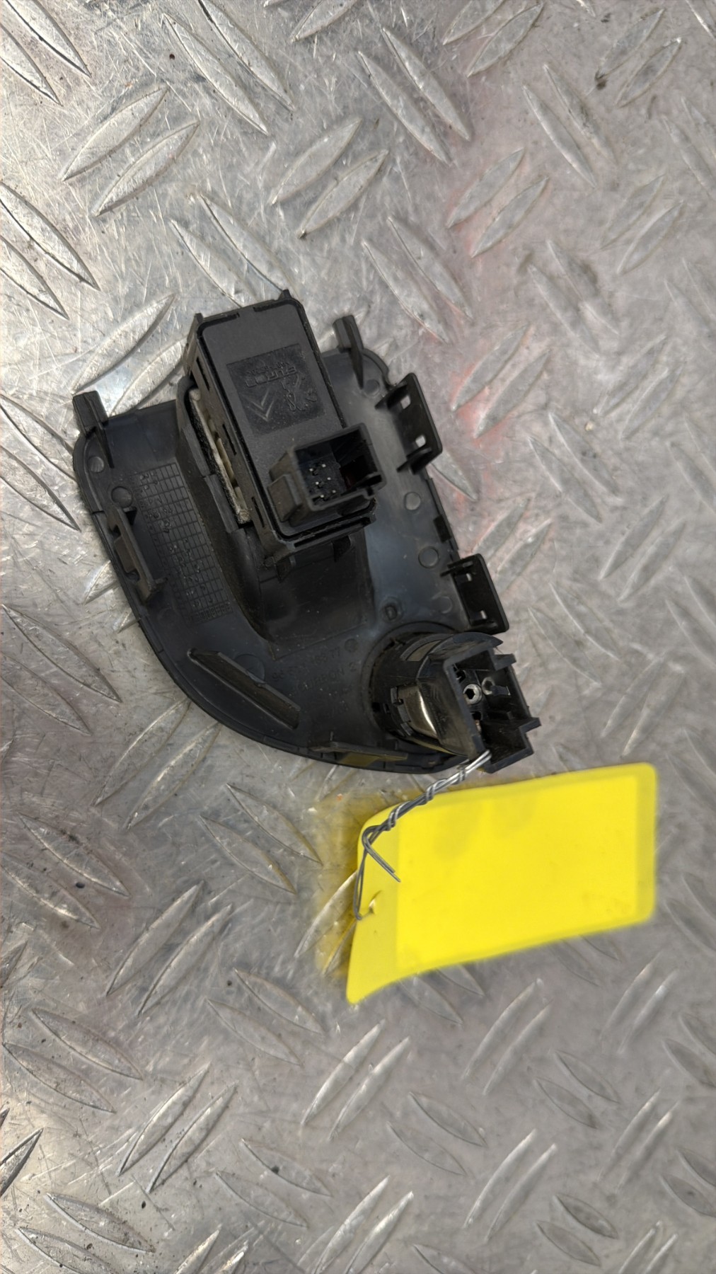 Bouton/Interrupteur PEUGEOT 308 1 SW PHASE 1 BREAK – 96565343XT