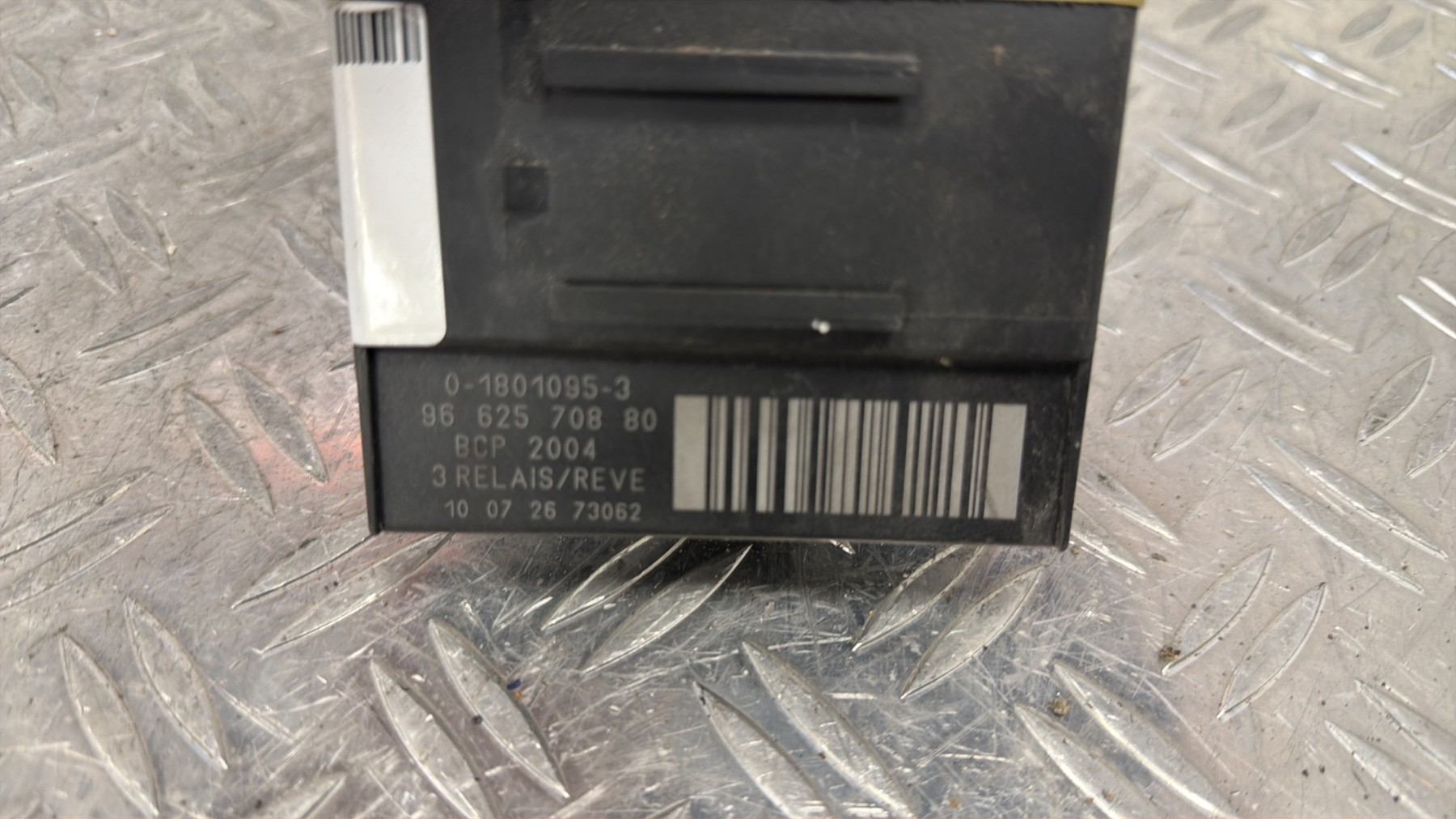 Module électronique PEUGEOT 308 1 SW PHASE 1 BREAK – 9662570880