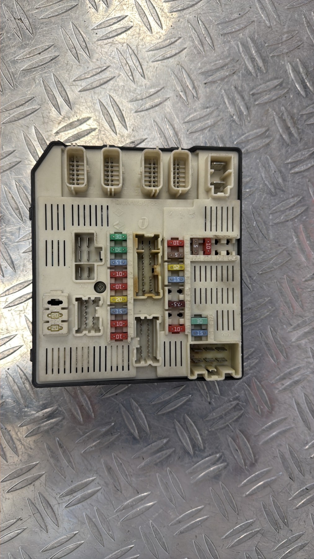 Boitier USM  RENAULT LAGUNA 3 PHASE 1 – 284B60014R