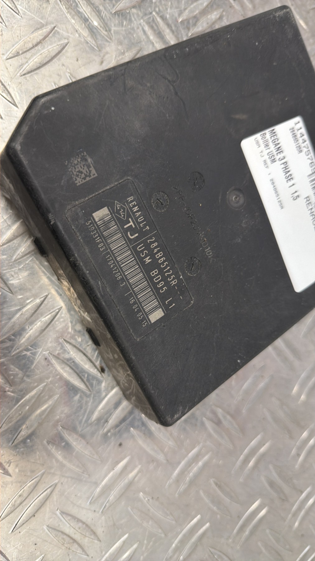 Boitier USM  RENAULT MEGANE 3 PHASE 1 – 284B65125R