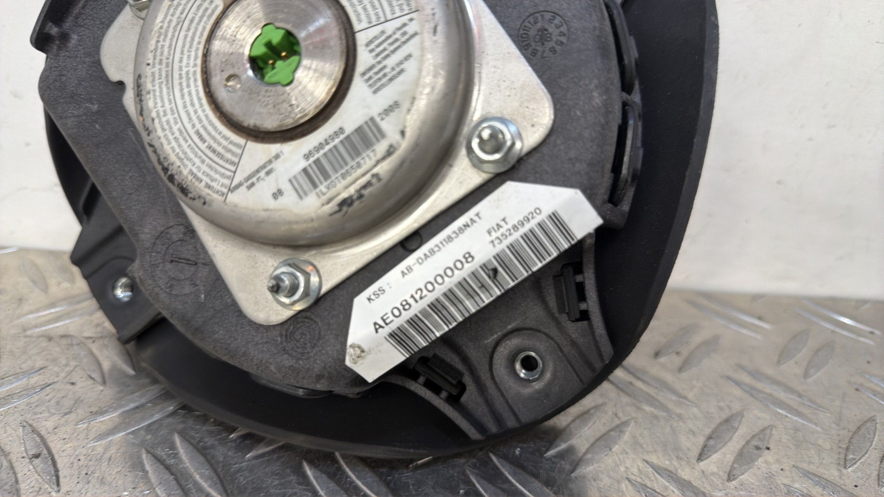 Air bag conducteur ALFA ROMEO GT COUPE – 735289920