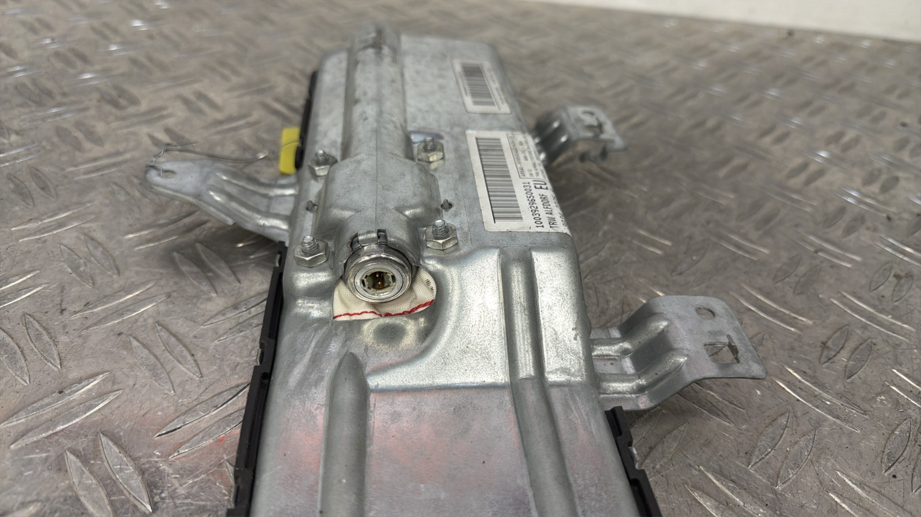 Air bag lateral gauche MERCEDES CLASSE CLK 209 COUPE – A2098601305