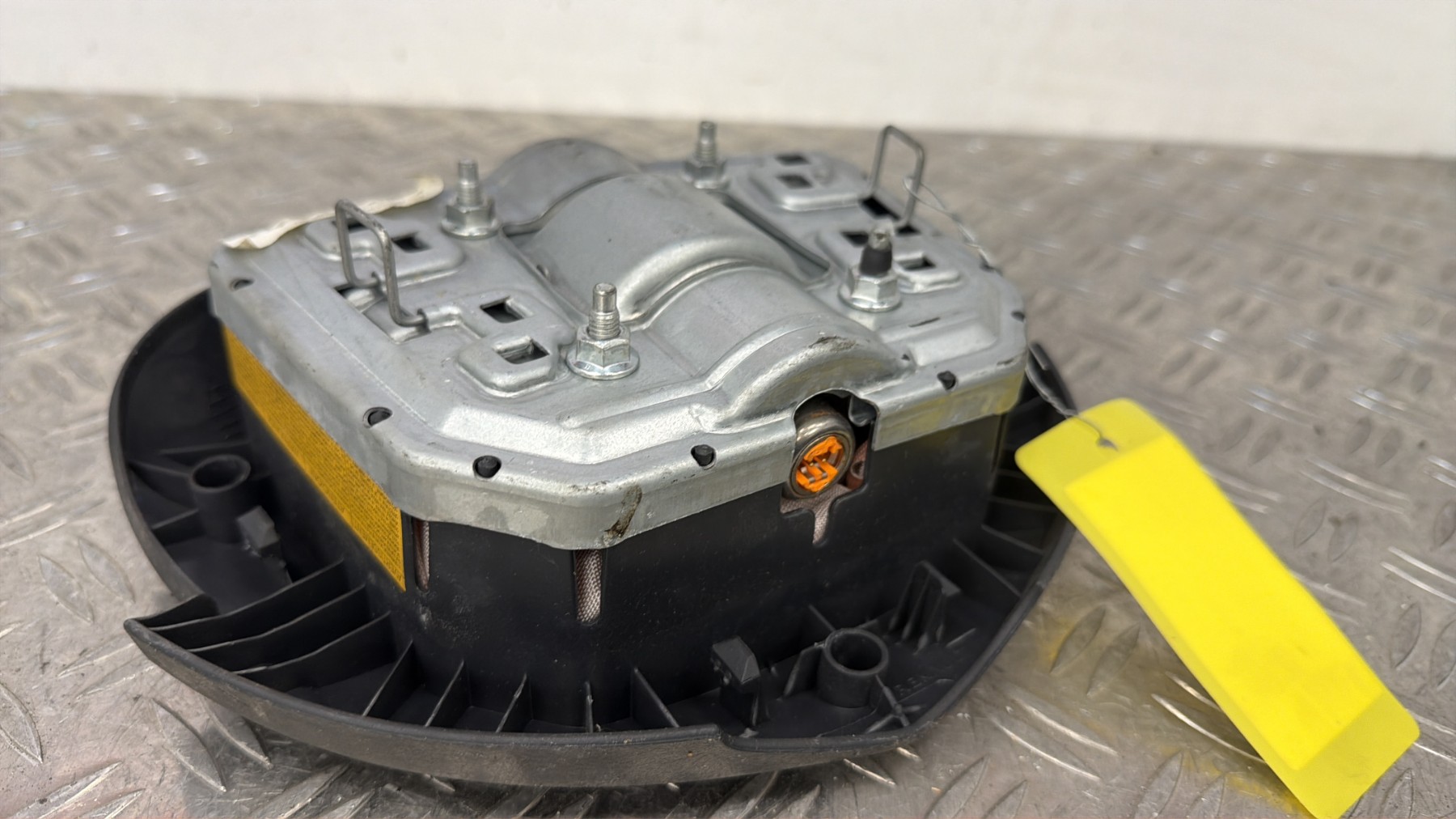 Air bag conducteur FORD FIESTA 5 PHASE 1 – 6S6AA042B85