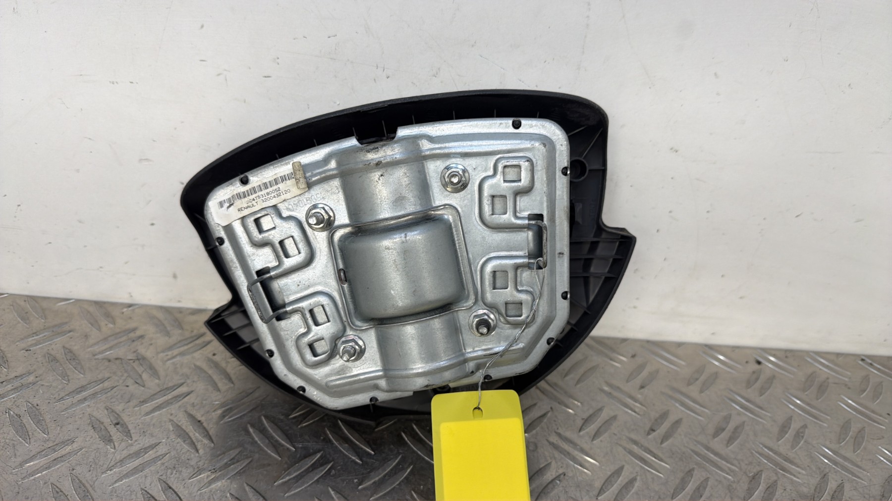 Air bag conducteur FORD FIESTA 5 PHASE 1 – 6S6AA042B85