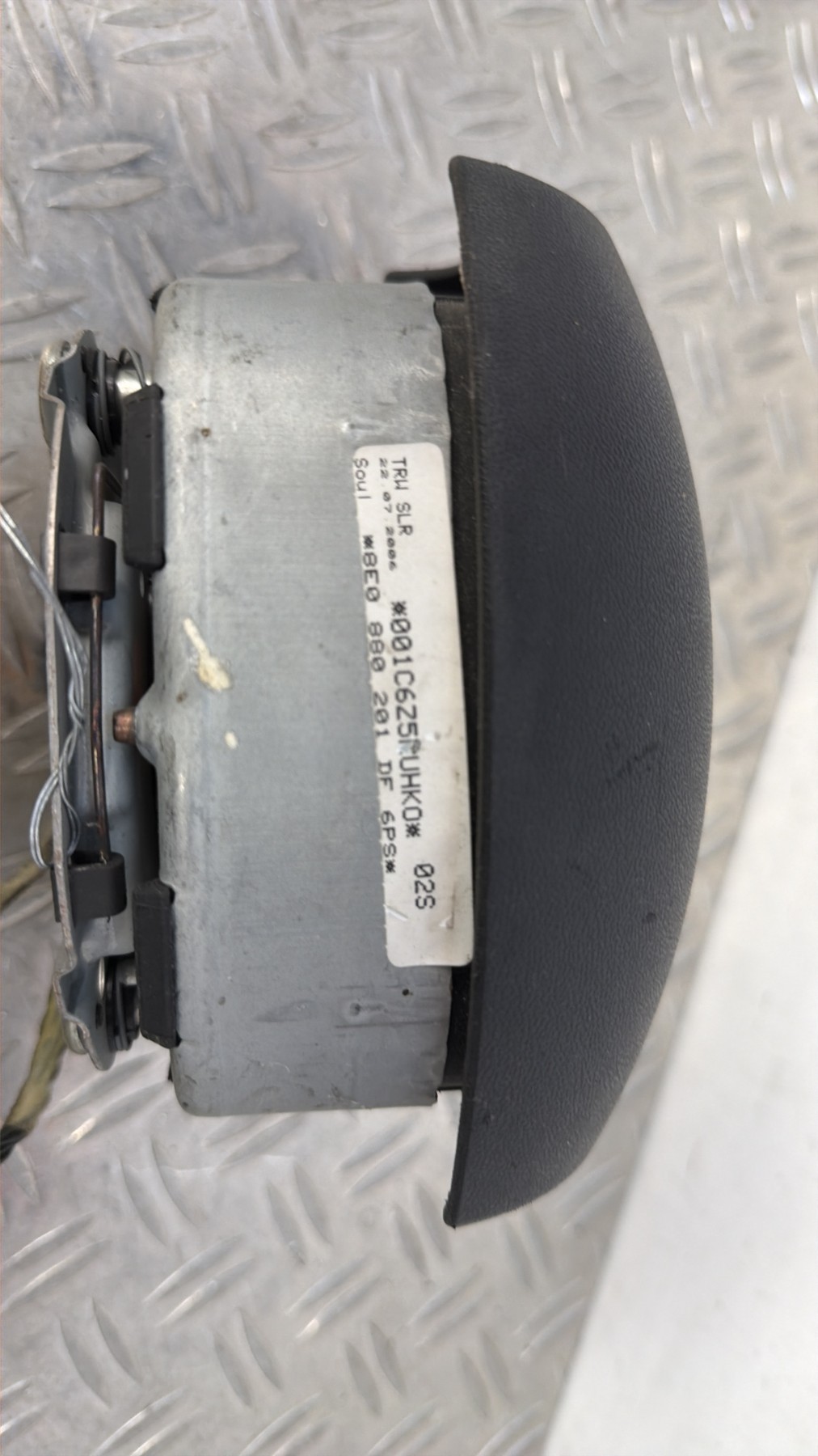 Air bag conducteur AUDI A4 2 PHASE 1 – 8E0880201DF