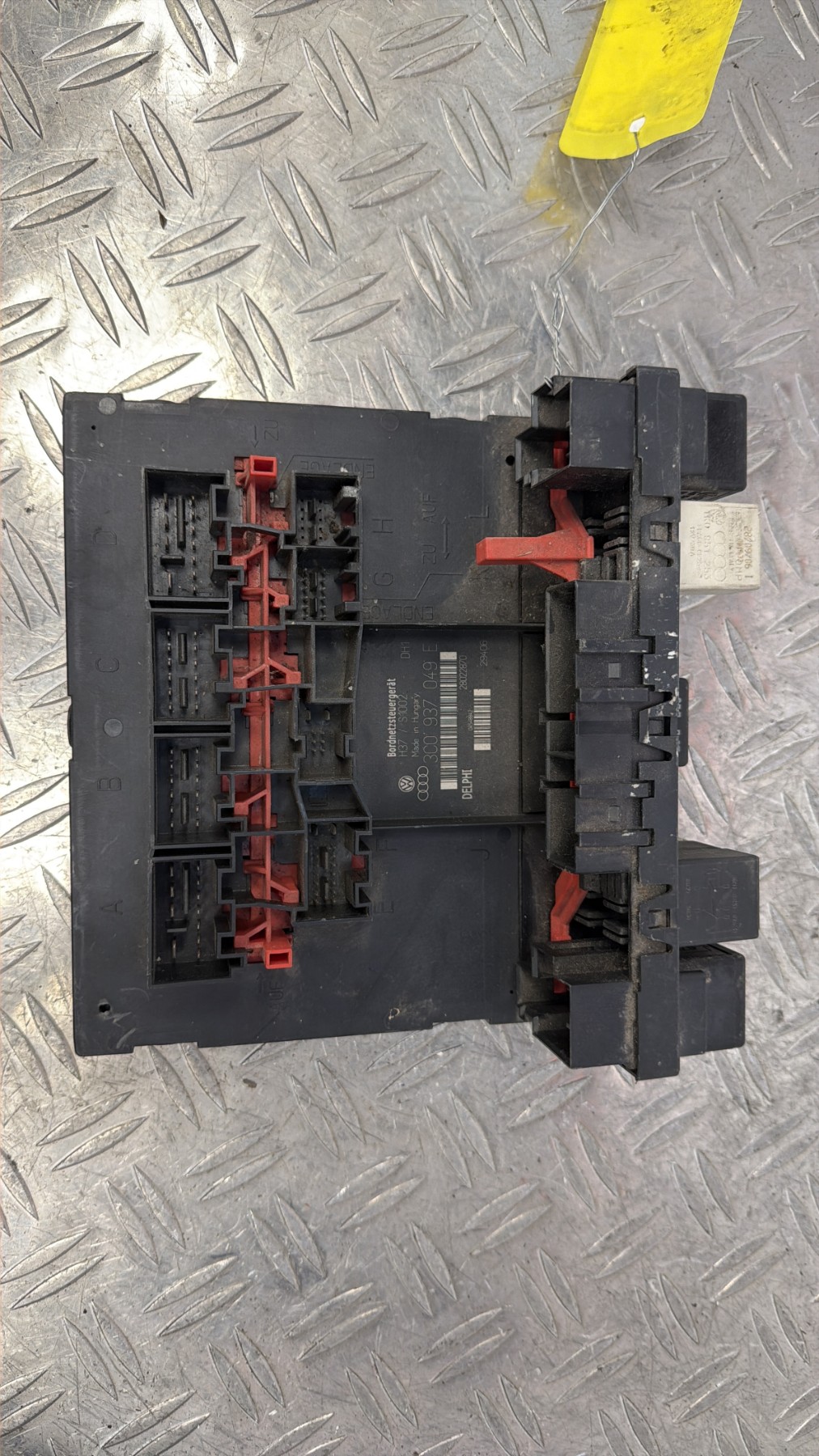 Module électronique VOLKSWAGEN GOLF 5 – 3C0937049E