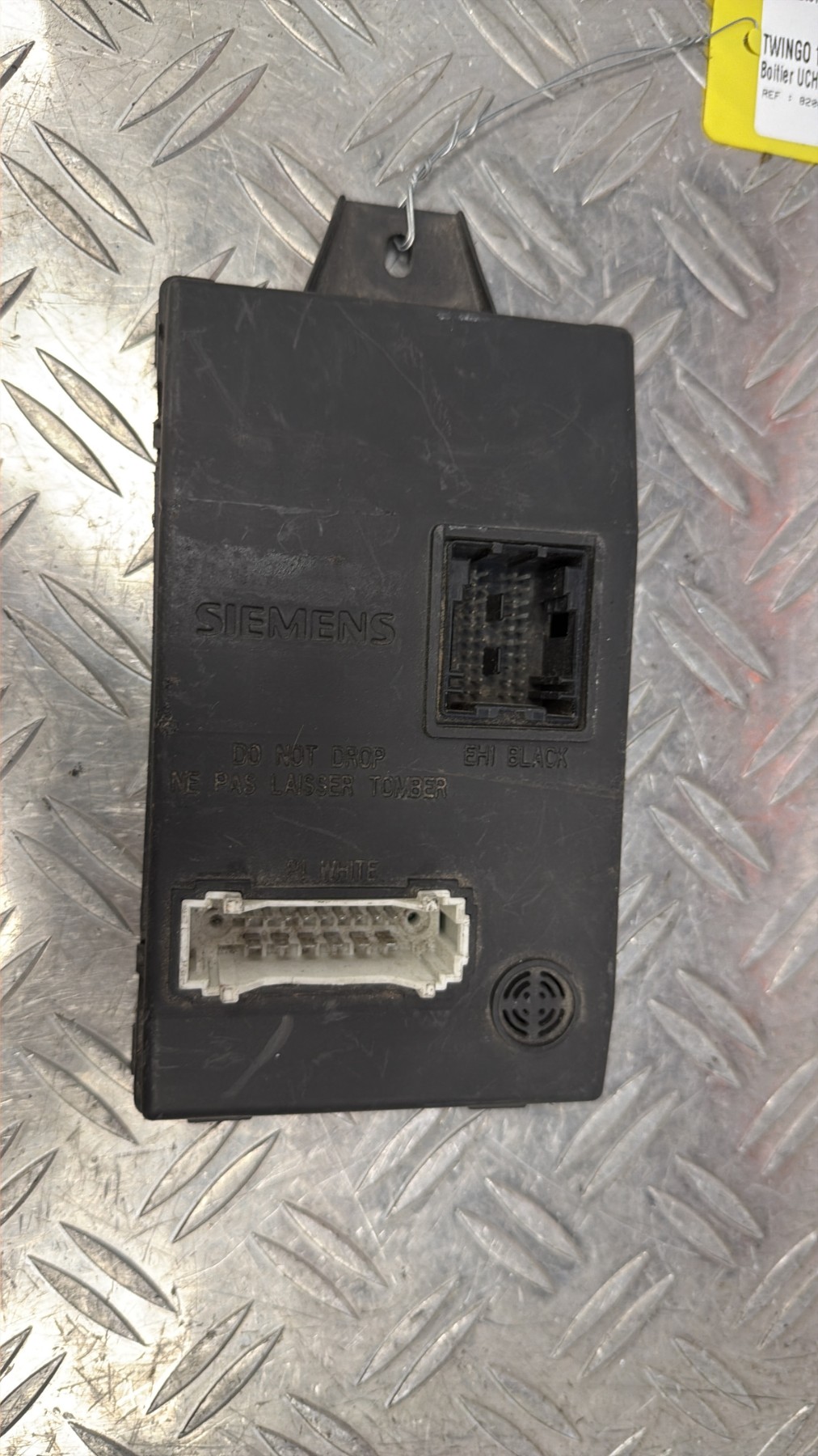 Boitier UCH RENAULT TWINGO 1 PHASE 1 – 8200249129